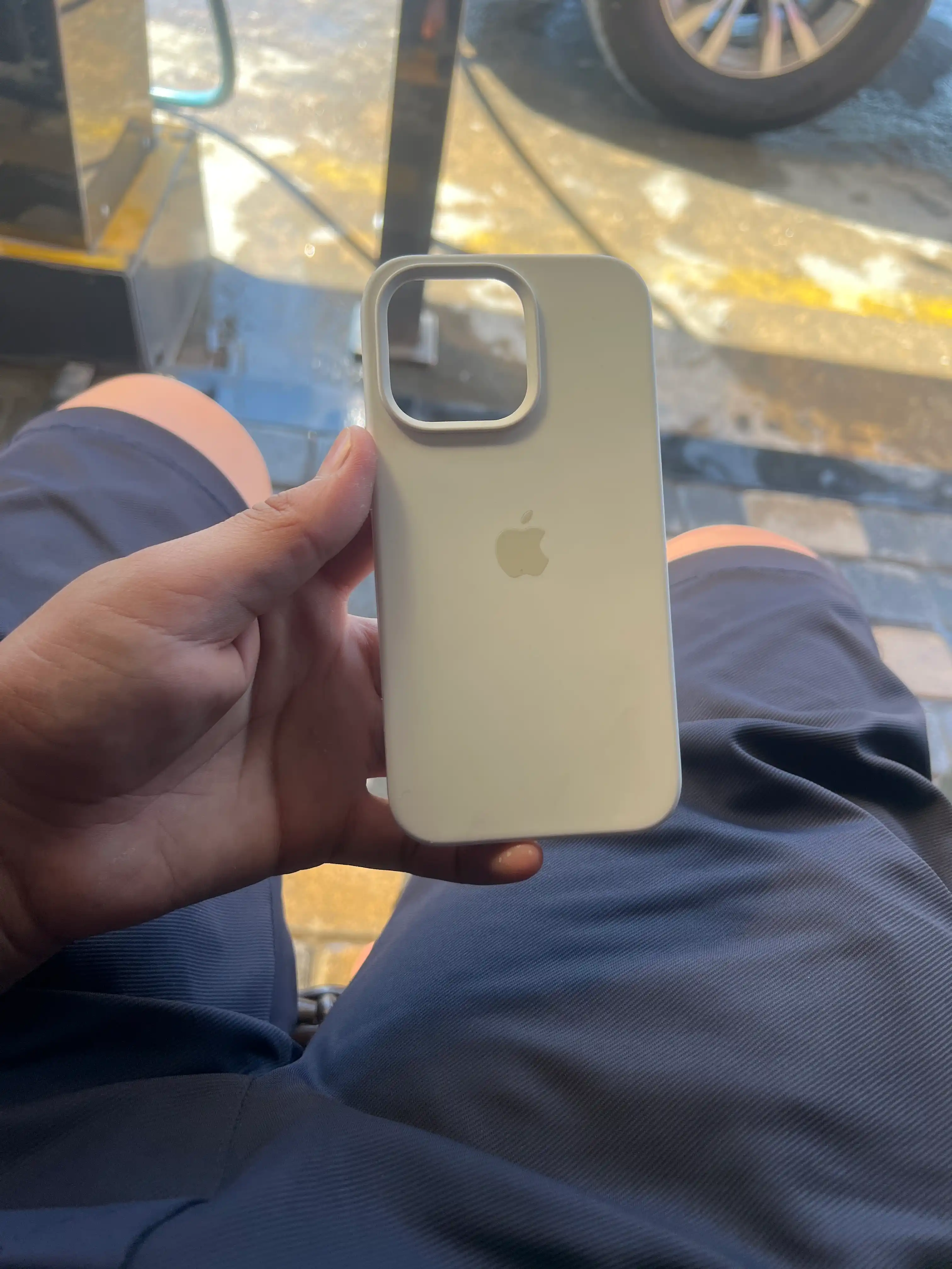 Силиконовый чехол для iPhone — мягкий, защитный и стильный чехол