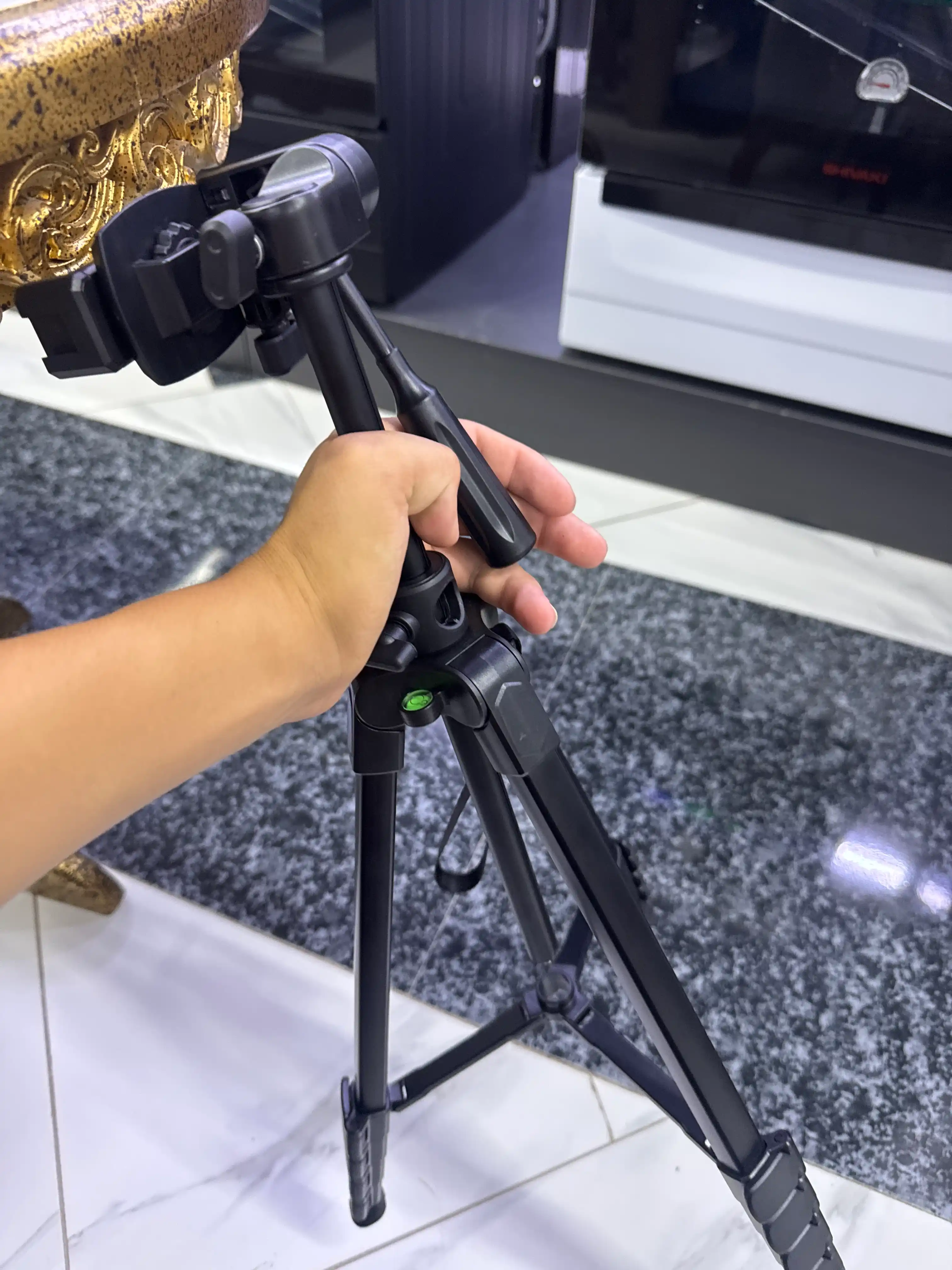 Штатив Jmary kp 2209 с держателем для телефона и фотоаппарата