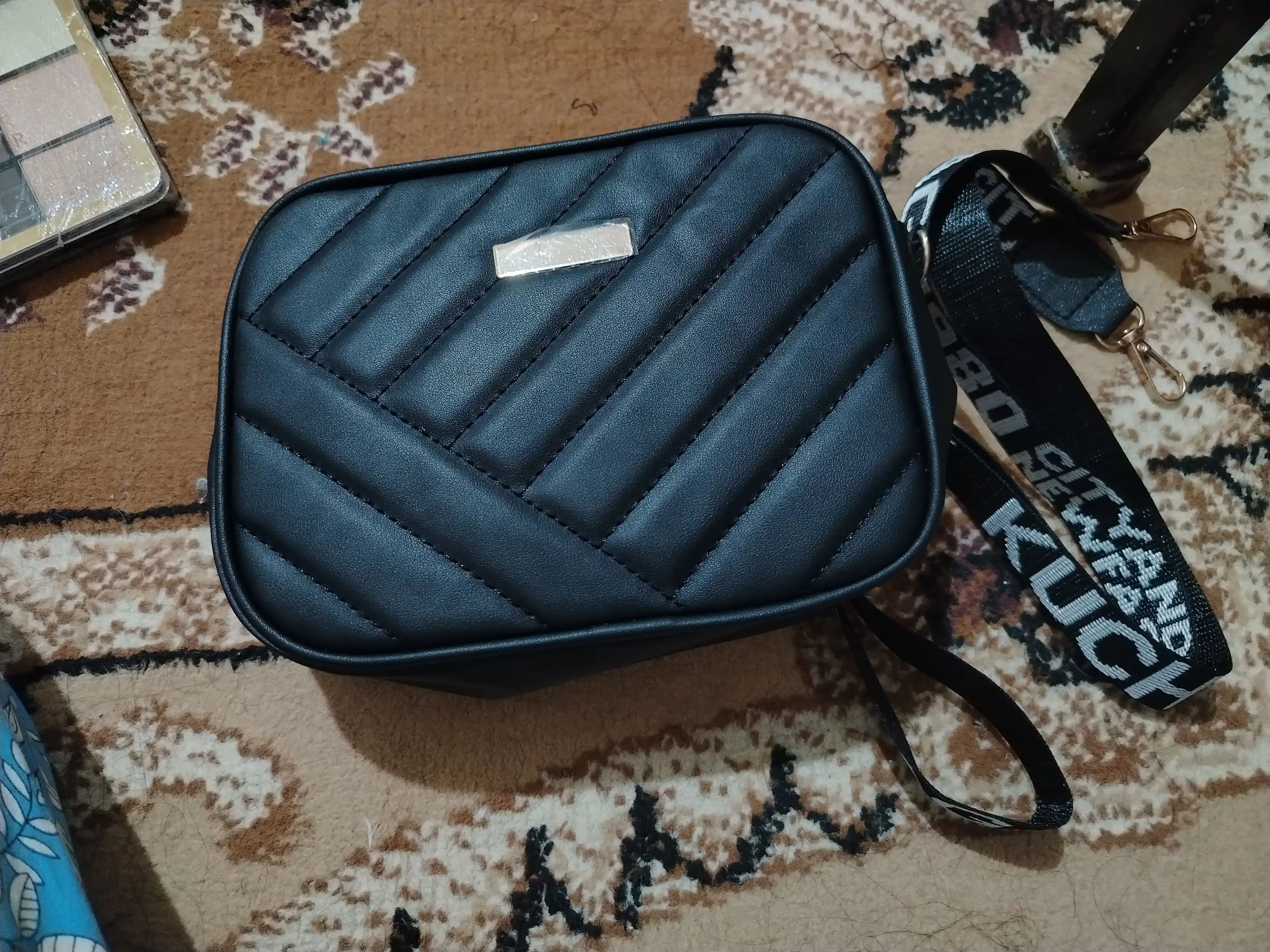 Ayollar sumkasi