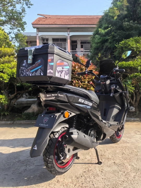 Бензиновый скутер Cavalo XMAX redline 150cc