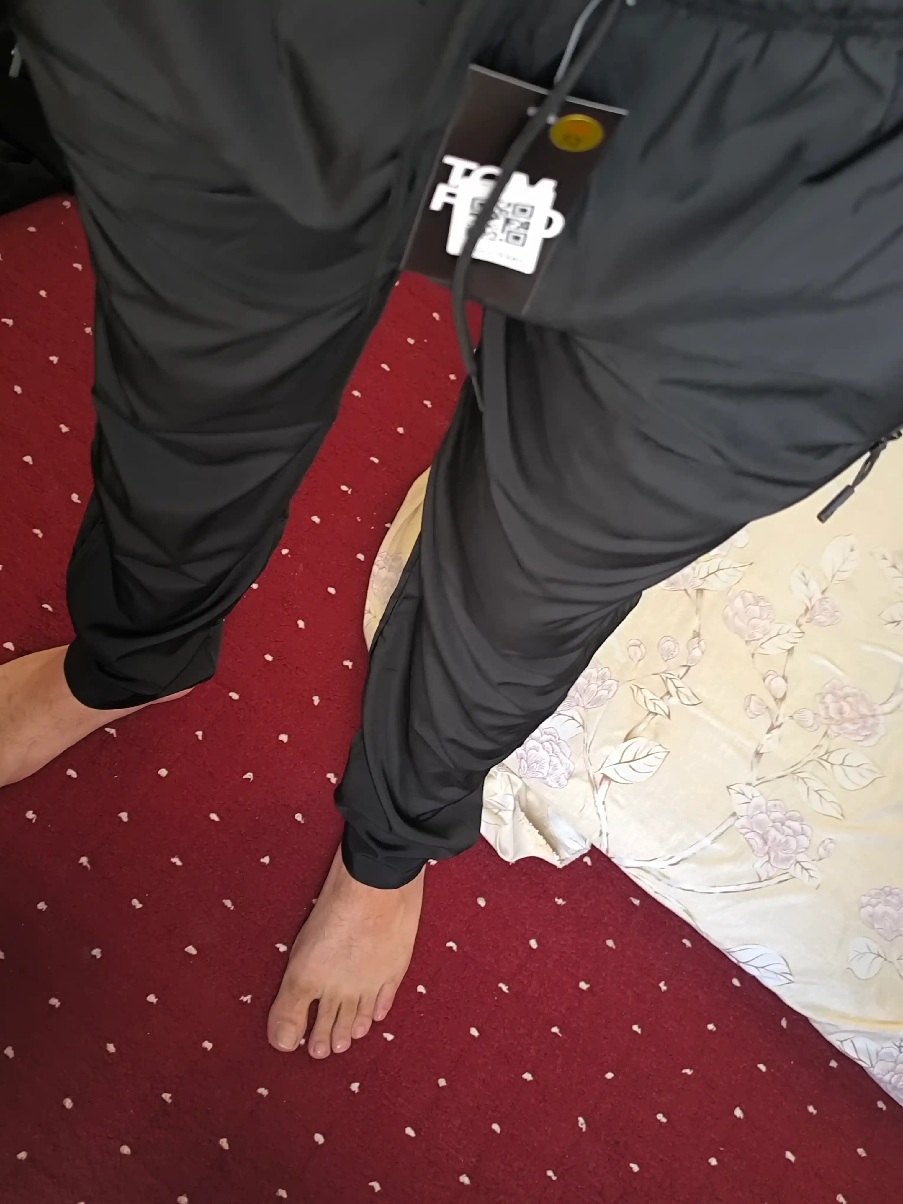 Erkaklar uchun yozgi sport shimlari, triko