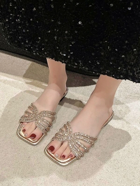 Yuqori sifatli ayollar uchun  Zara'dan shippaklar, ayollar poyabzali, 36-41 o'lchamlar