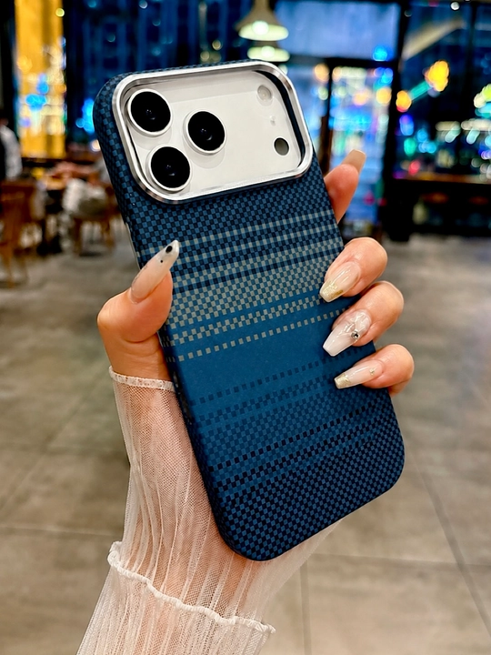 Карбоновый чехол для iPhone, MagSafe iPhone 15, 16 Pro, 16 Pro Max, 17 Pro, 17 Pro Max 17 Air - 