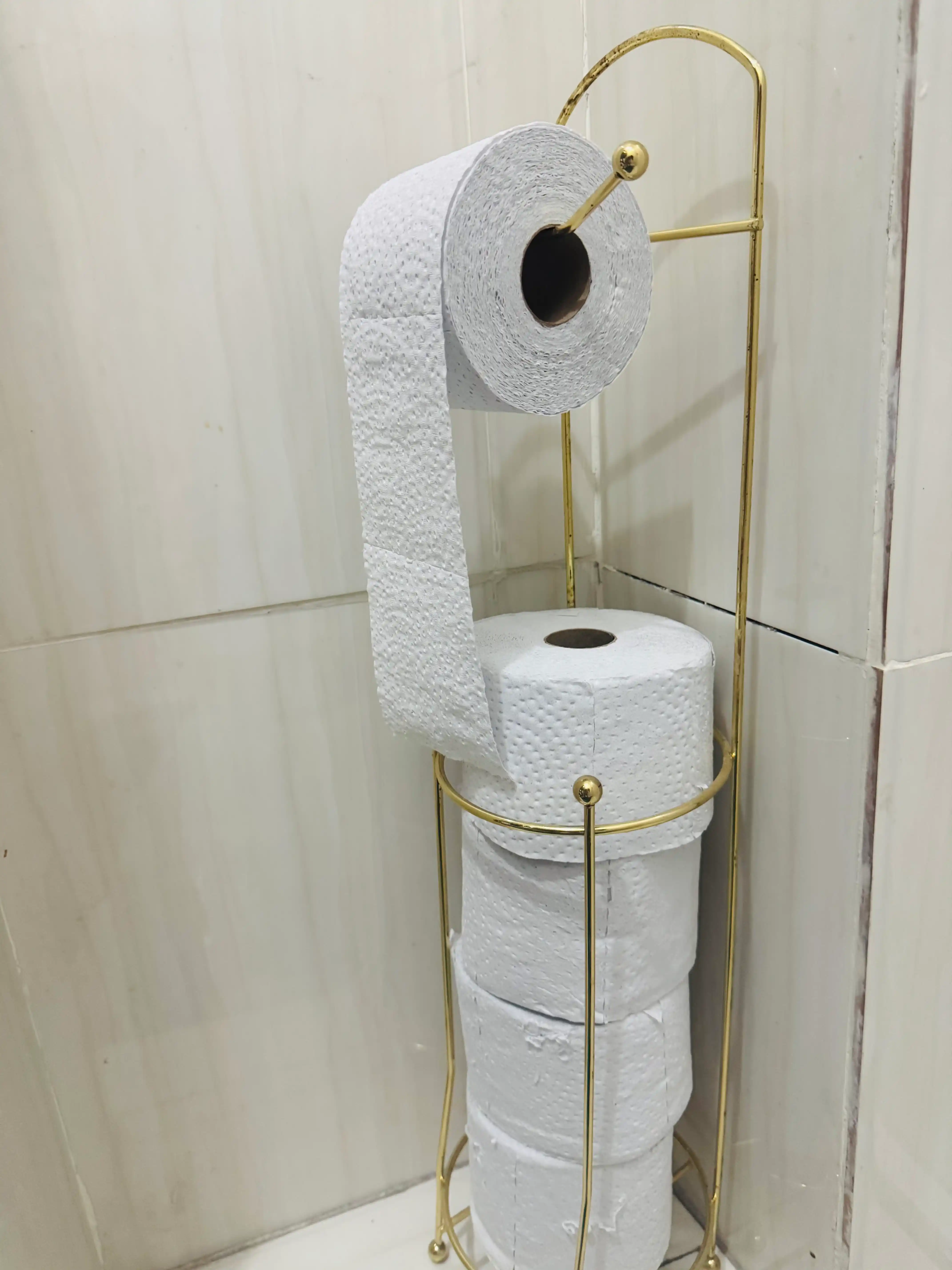 Tualet qog'ozi uchun metall ushlagichi, polda turadigan