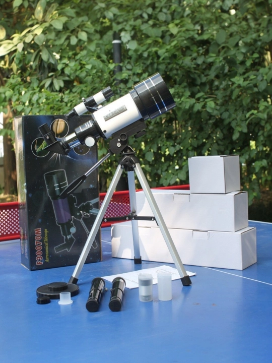 Teleskop F30070, obyektiv diametri 70 mm, 150x kattalashtirish, tripod bilan | telescope