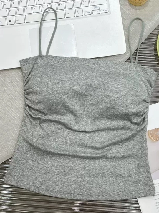 Ayollar uchun mayka top, chashka tikilgan, universal o'lcham, 40-62 kg gacha