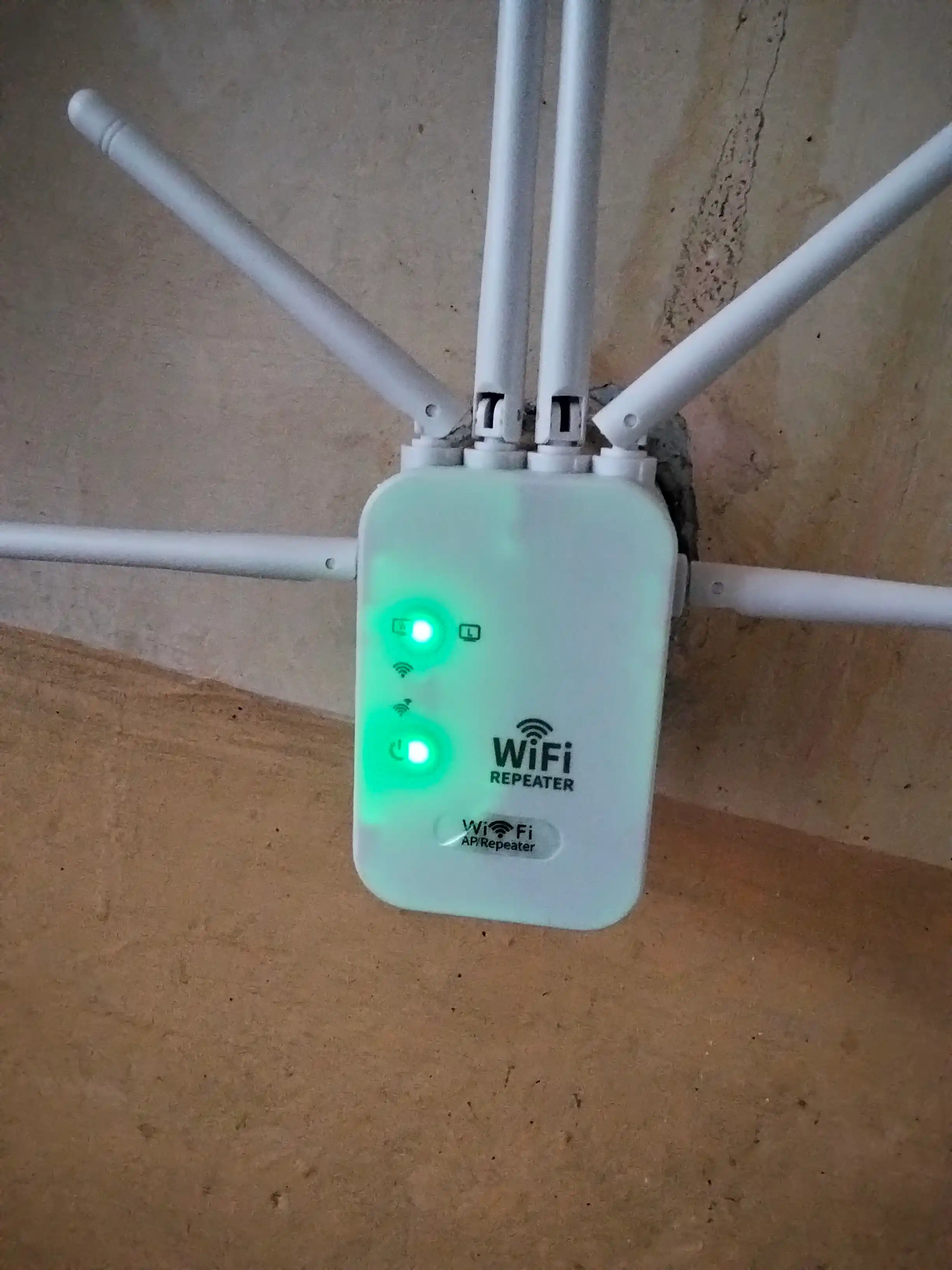 Усилитель Wi-Fi сигнала репитер