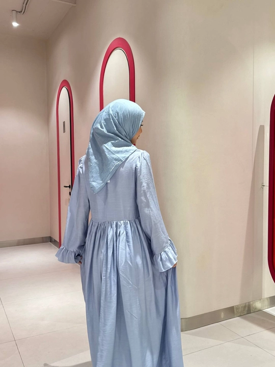 Qizlar va ayollar uchun erkin abaya, ximar va hijob to‘plami (yagona o‘lcham)