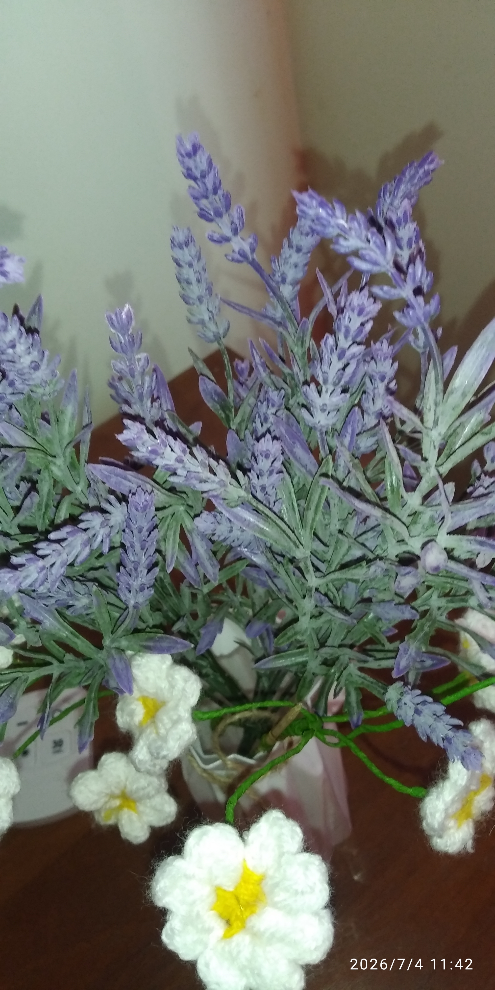 Sun’iy gullar, bezak va interyer uchun lavanda shoxlari, xonalar va ofislarni bezash uchun