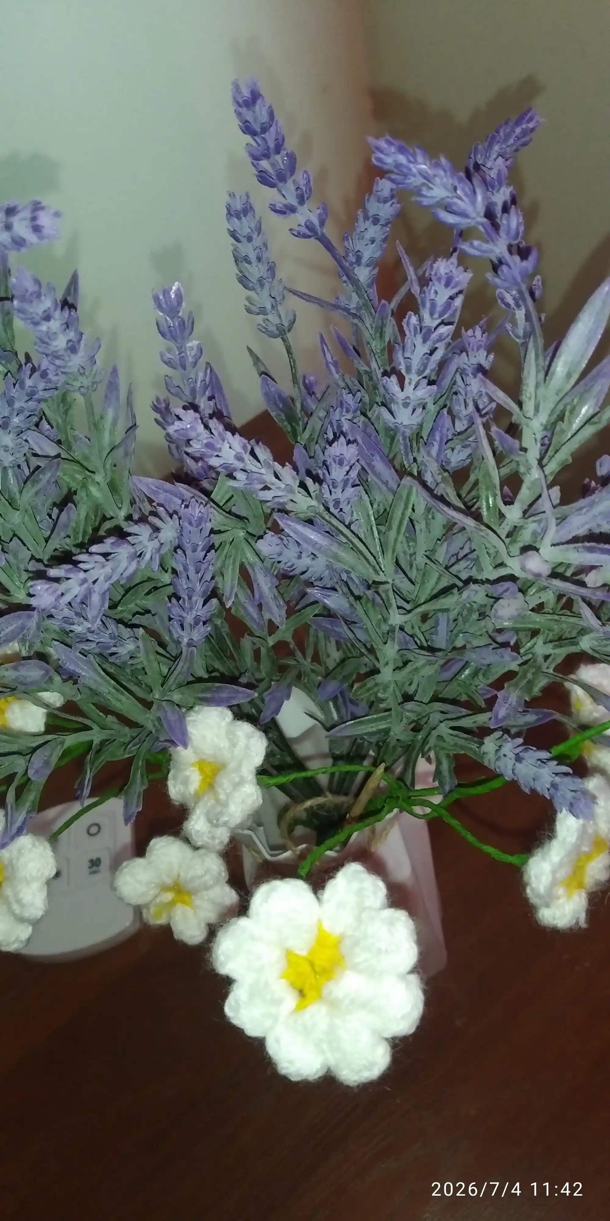 Sun’iy gullar, bezak va interyer uchun lavanda shoxlari, xonalar va ofislarni bezash uchun