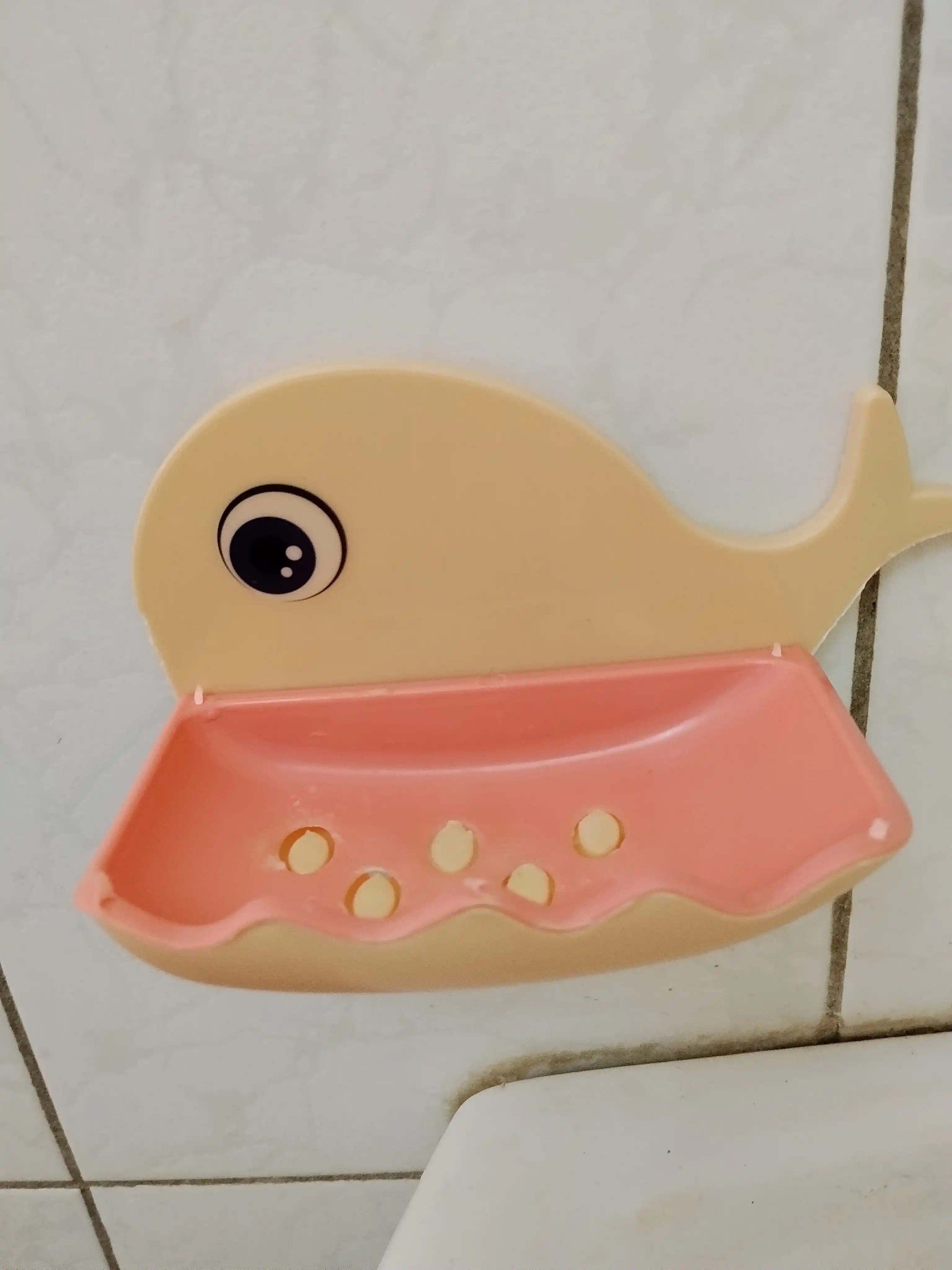 Hammom va dush uchun ikki qavatli plastik devorga o'rnatiladigan sovunli idish