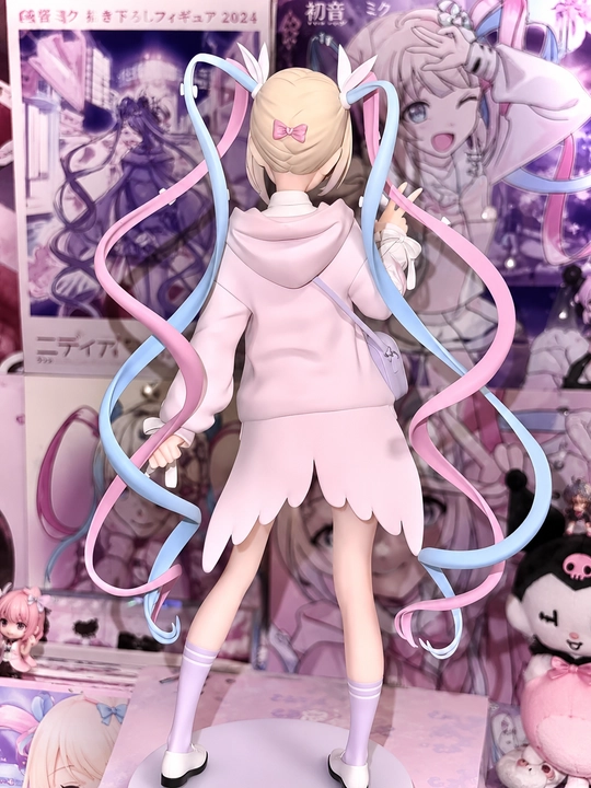 Maftunkor Chou Tenshi Anime Figurkasi – Premium Kolleksion Bezak