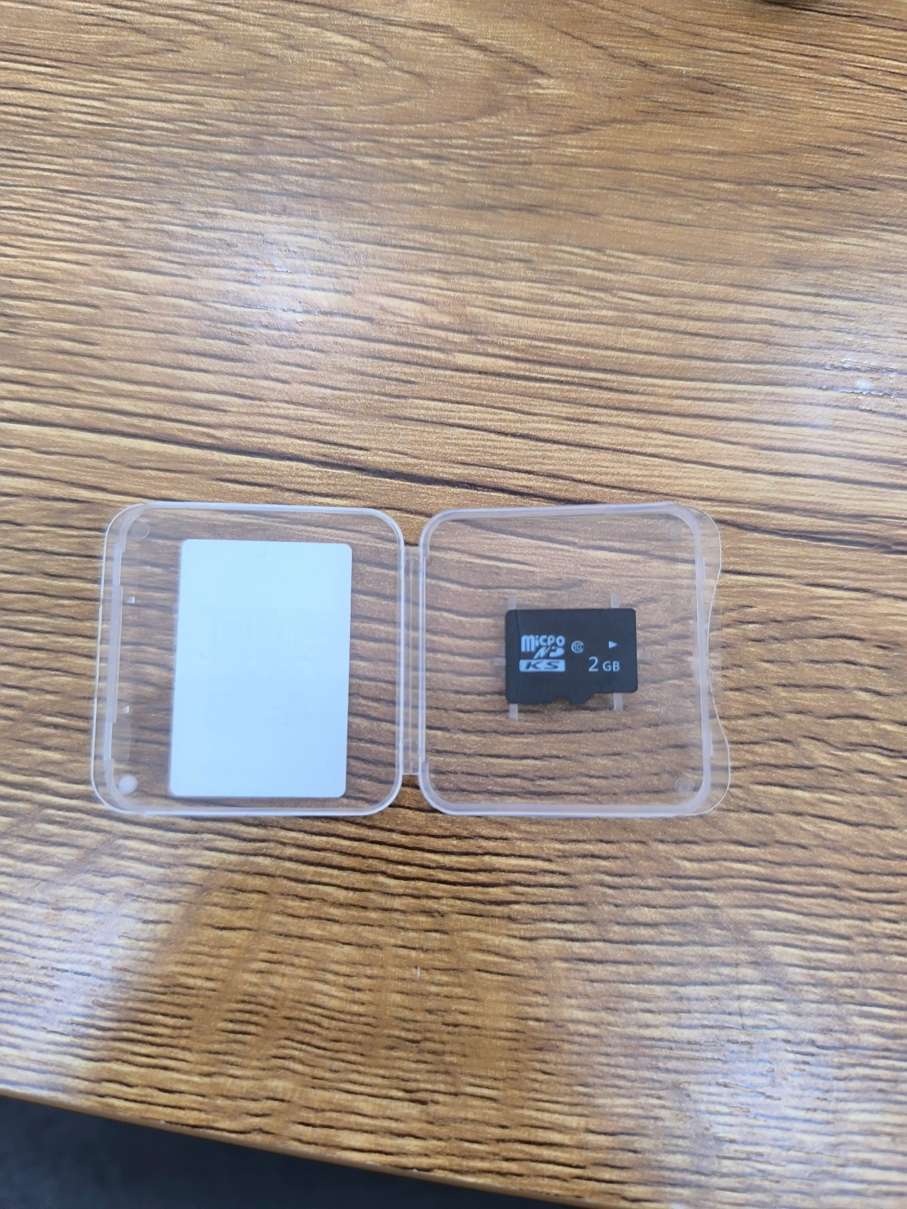 Fleshka 16 GB, 32 GB, 64 GB, 128 GB, 256 GB xotira kartasi, aktshrf va adapter
