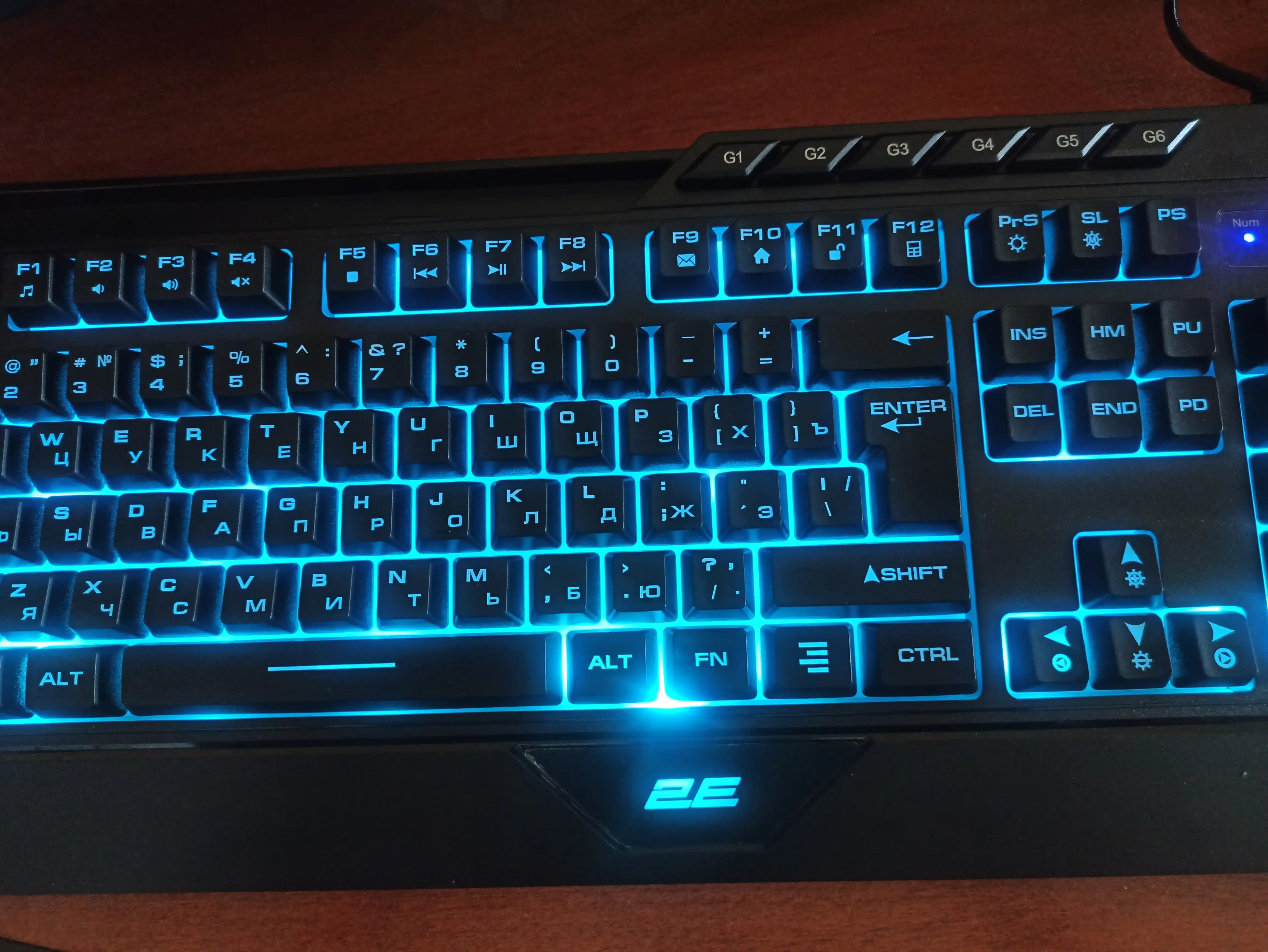 RGB yoritgichli 2E GAMING KG315 simli o‘yin klaviaturasi