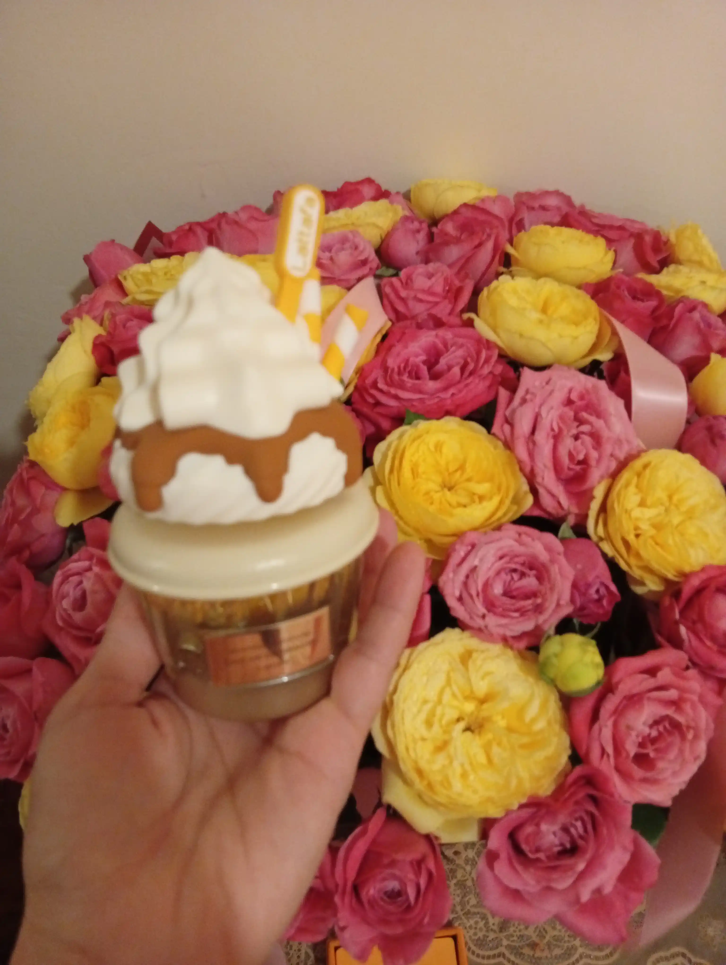 Lattafa perfumes Eau de Parfum Cupcake Design, 100 ml, женский, парфюмерная вода