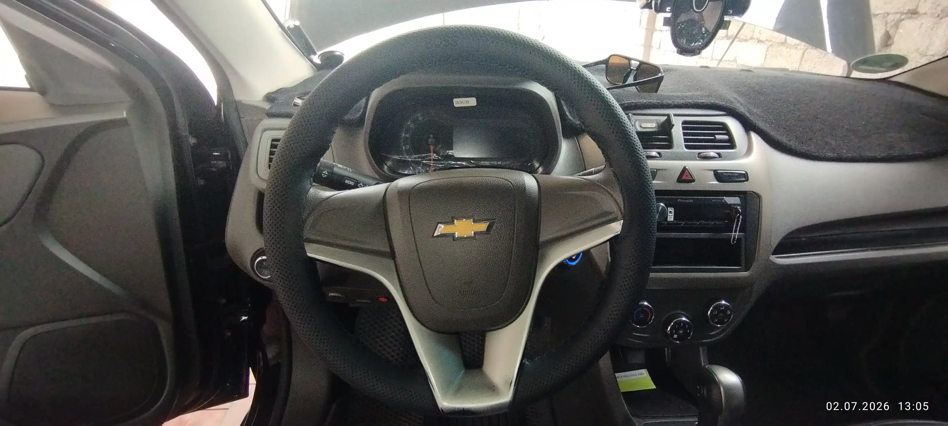 Чехол на руль Car BOSS, из дышащей, удобной и экологичной кожи