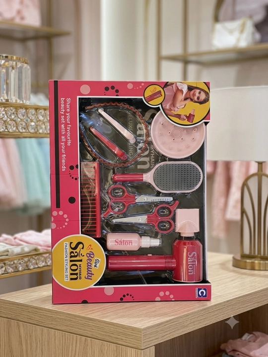 Игровой набор парикмахера Salon Beauty: 38 деталей для создания стильных детских причесок - 