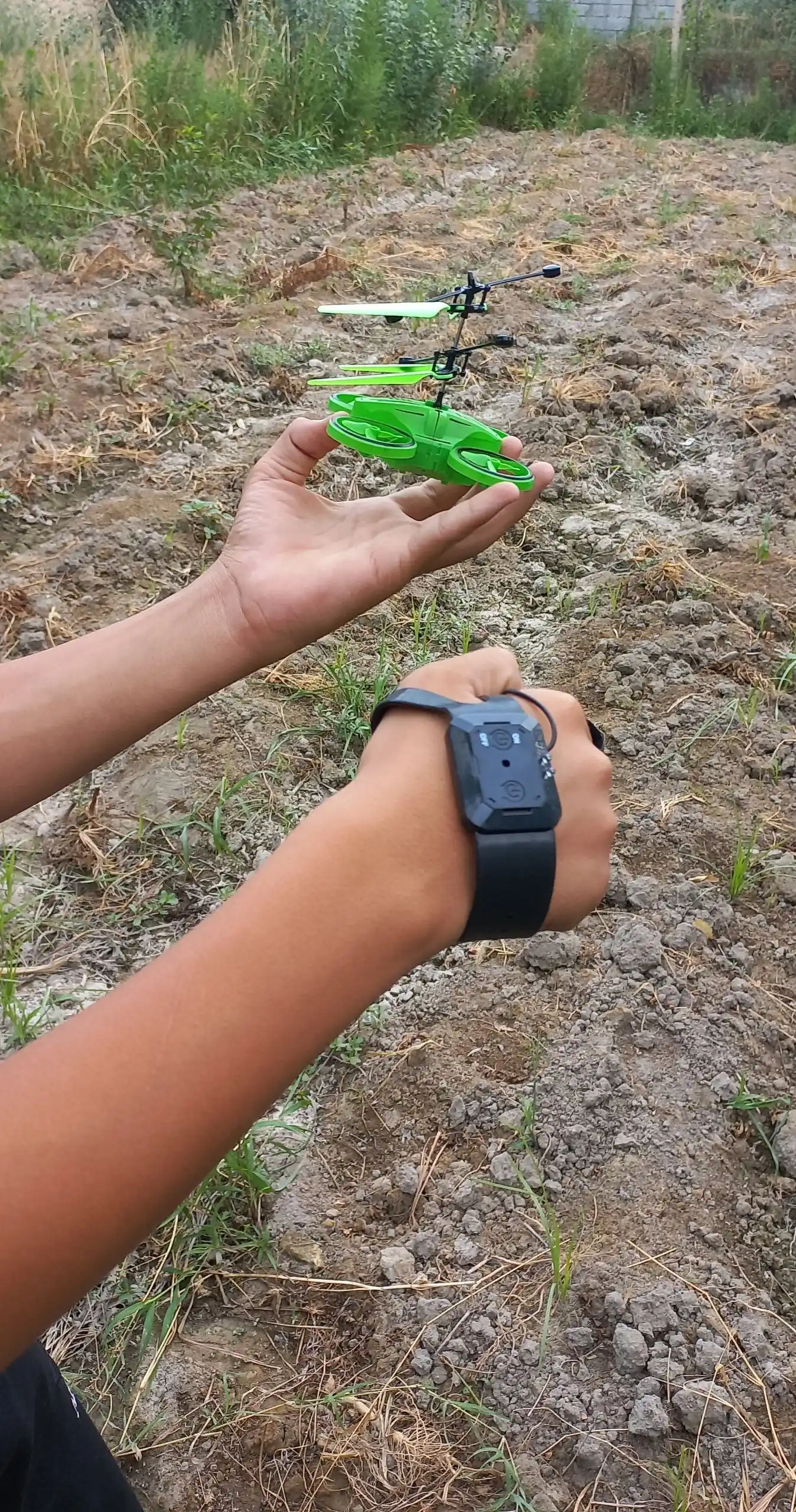 Sensorli boshqaruvli uchuvchi o'yinchoq vertolyot, dron, USB zaryad, bolalar uchun