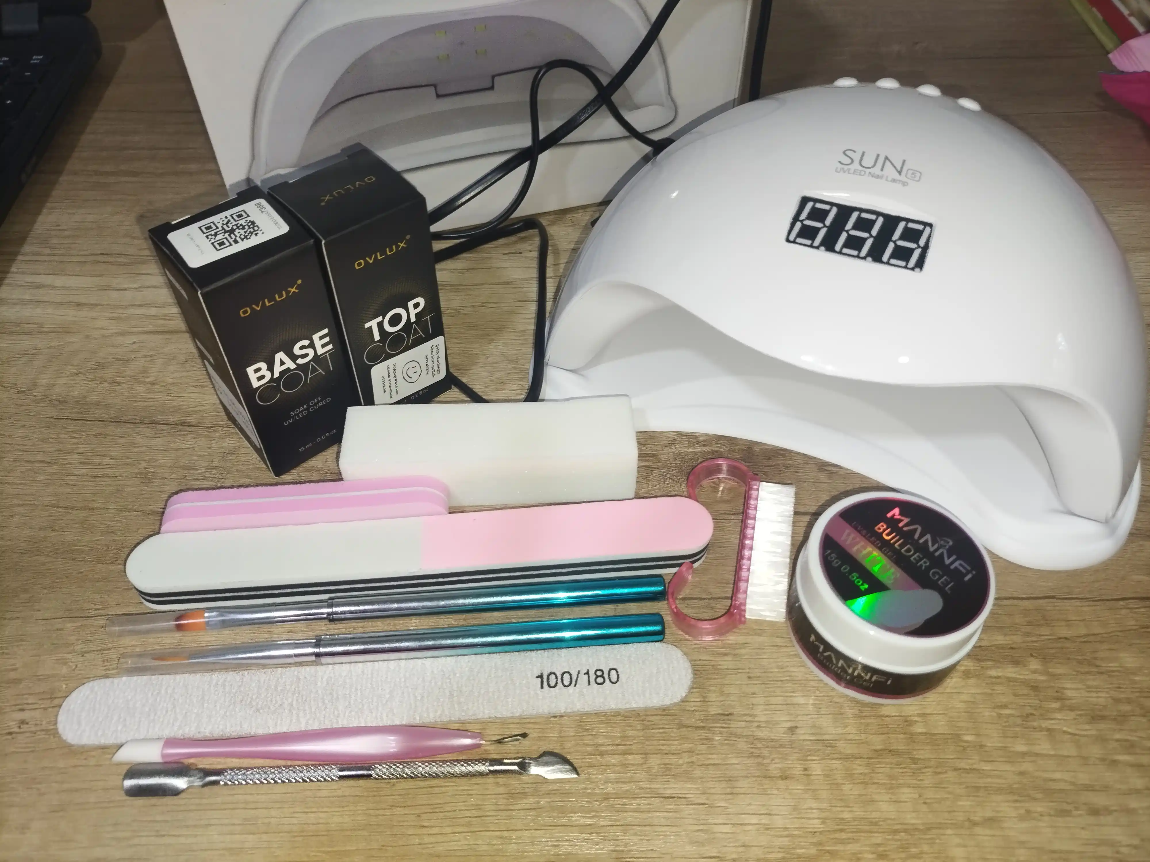 Manikyur va pedikyur uchun lampa, tirnoq apparati, UV/LED
