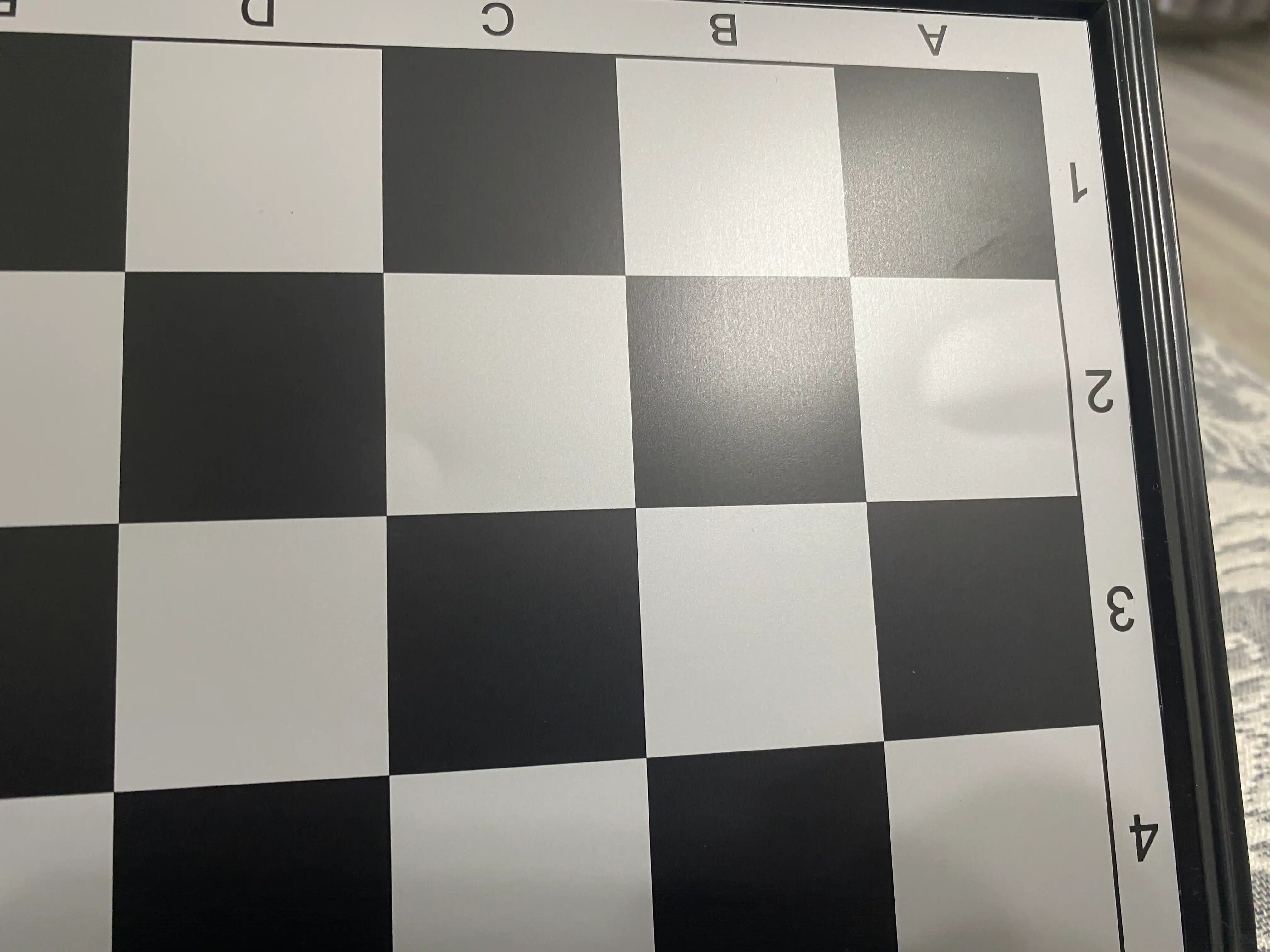 Magnitli shaxmat, shashka, narda, 3 ta 1 da stol o‘yinlari to‘plami, bayramga sovg’a