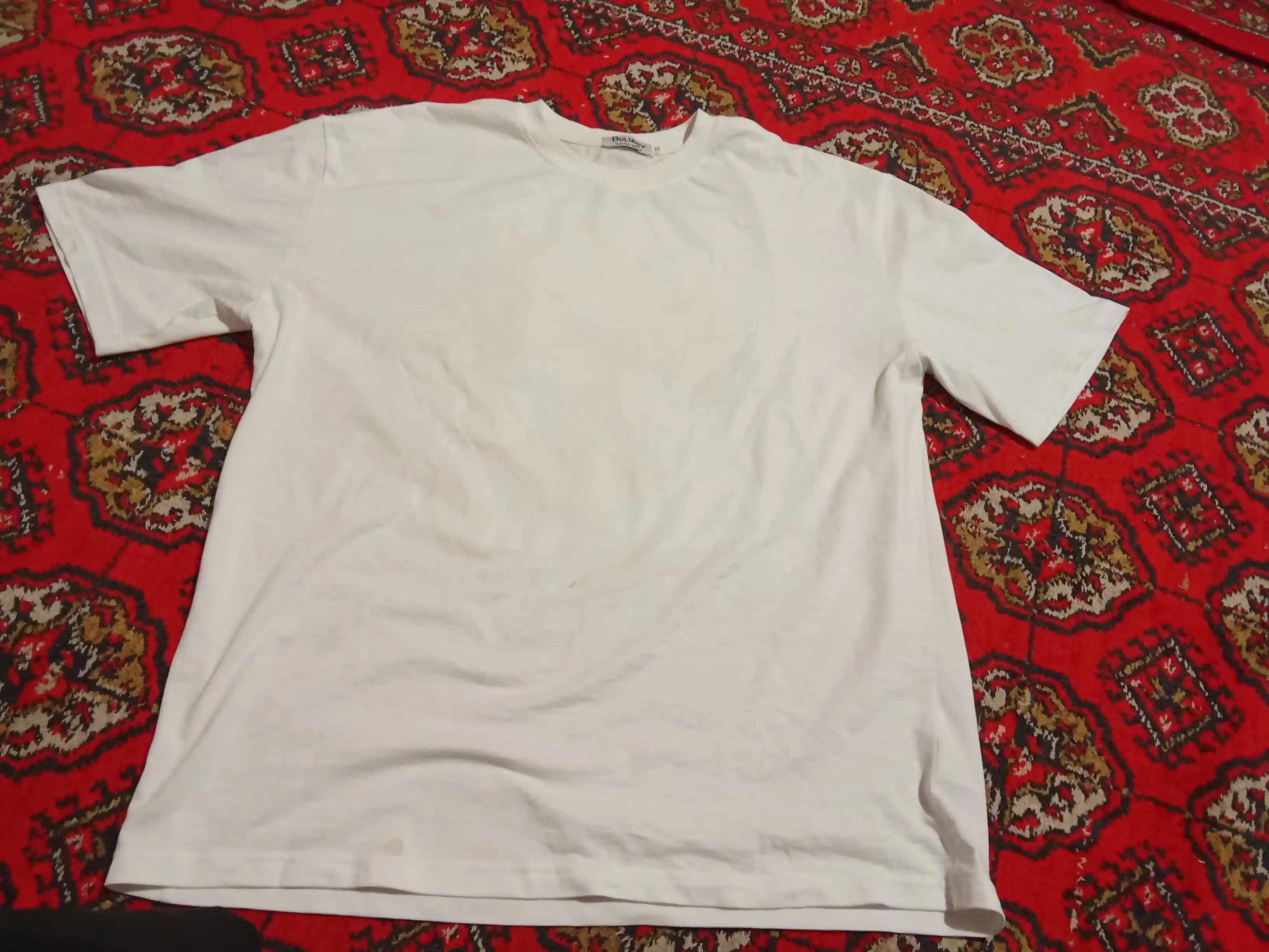 Erkaklar uchun ham, ayollar uchun ham mos katta o‘lchamdagi oddiy unisex futbolka, 1 dona
