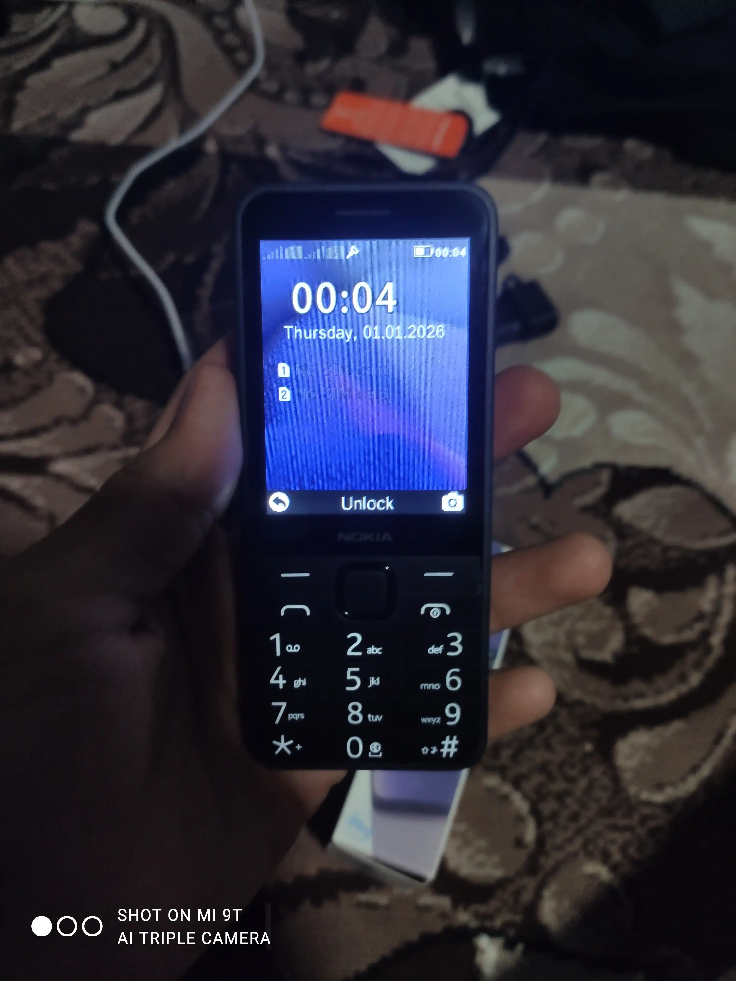 Mobil telefon Nokia 235