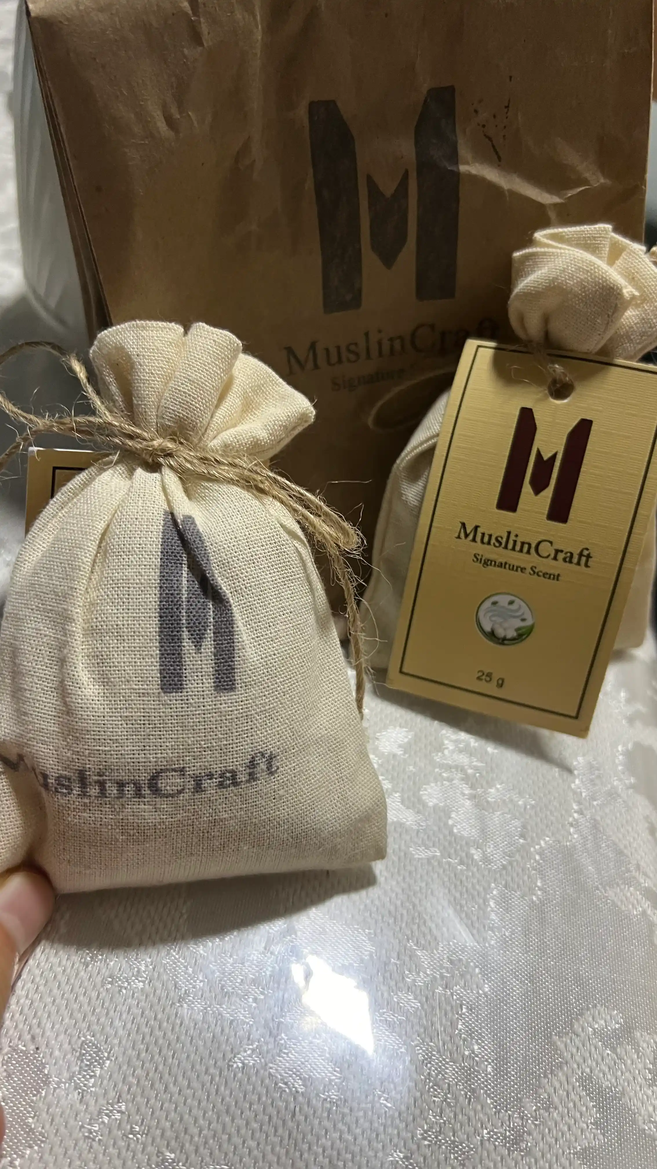 Освежитель воздуха для дома и авто от MuslinCraft SIGNATURE SCENT (25гр)