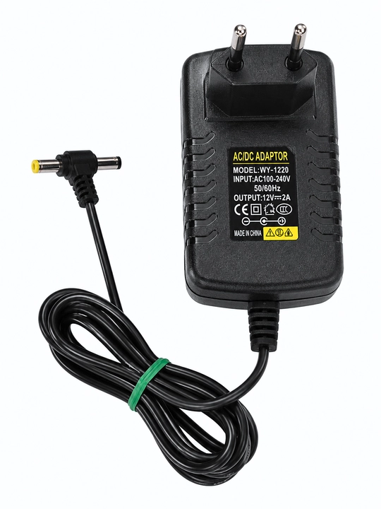 Universal quvvat bloki 5V / 6V / 9V / 12V, 2A, qo‘sh T-shteker 5.5×2.5 va 4.0×1.7 mm