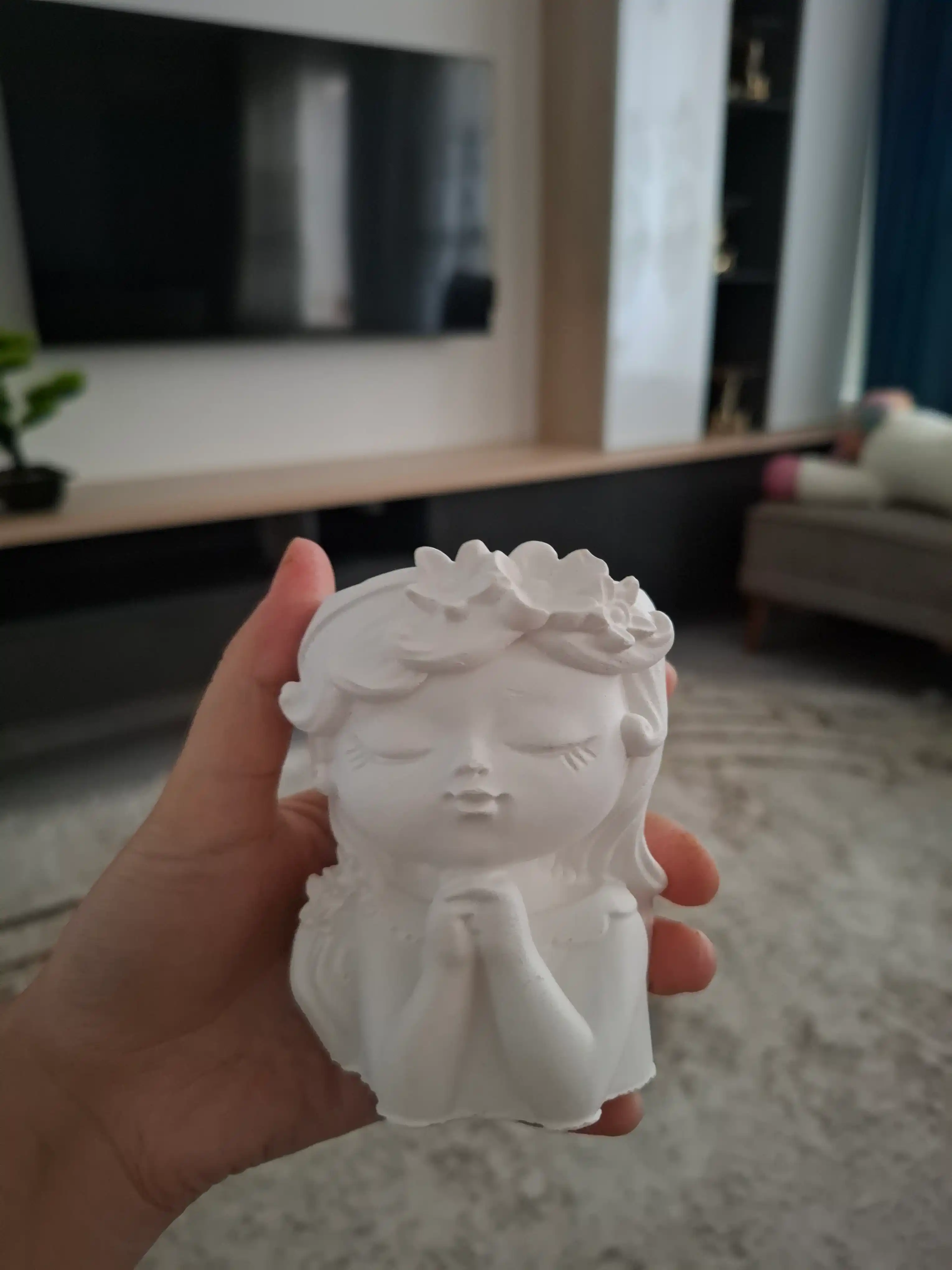 Kashpo, gul idishi, o‘lchami 10*8 sm