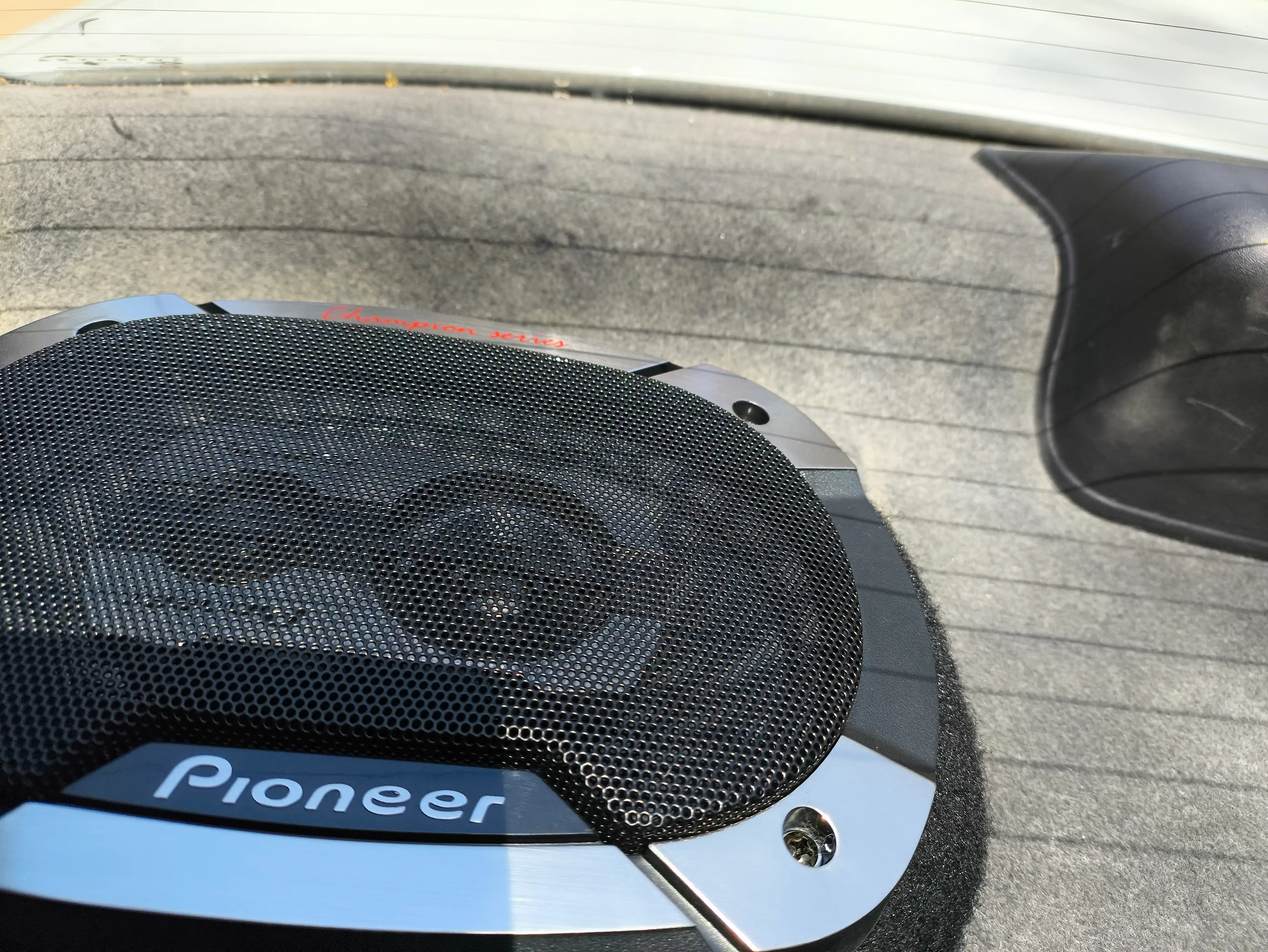 Pioneer Champion V3 Kalonka 550 Wat 2 шт очень мощный и не требует гигантского усилителя