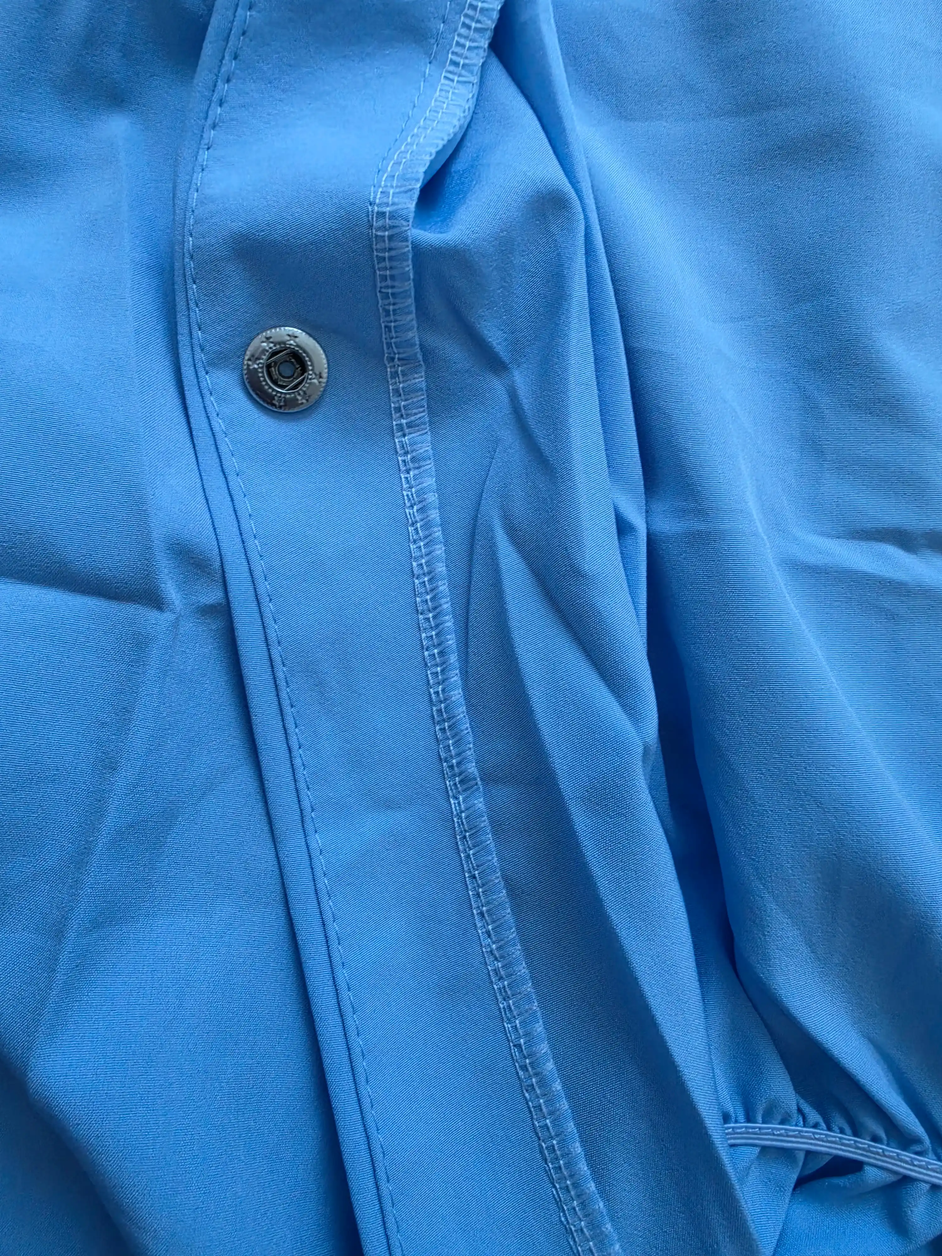 Ayollar uchun assimetrik ko‘ylak-bluzka,oversize fason, bog‘ichli dizayn, uzun yeng, M-XXL