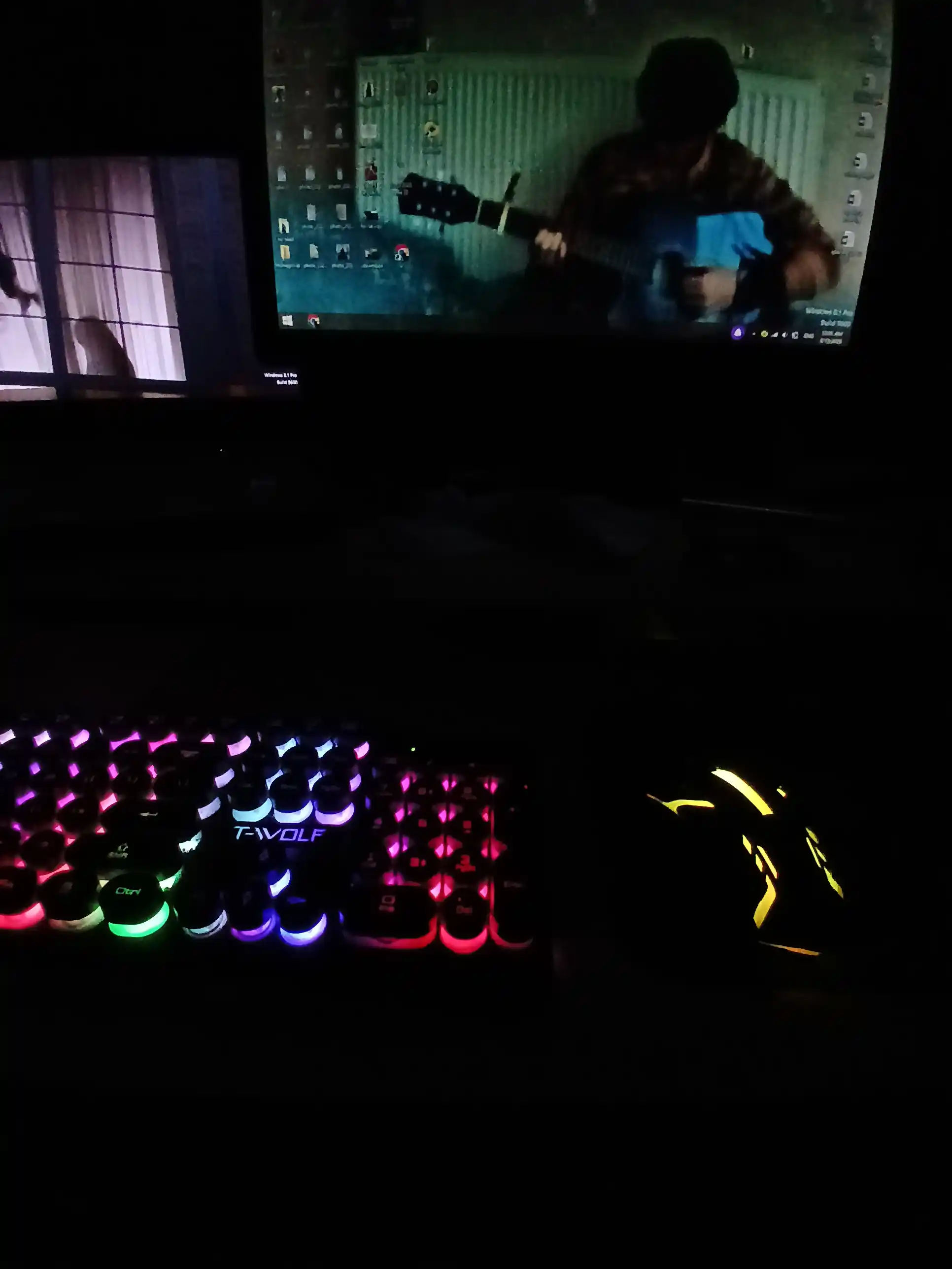 T25 o‘yin uchun RGB klaviatura va sichqoncha, metall korpus bilan