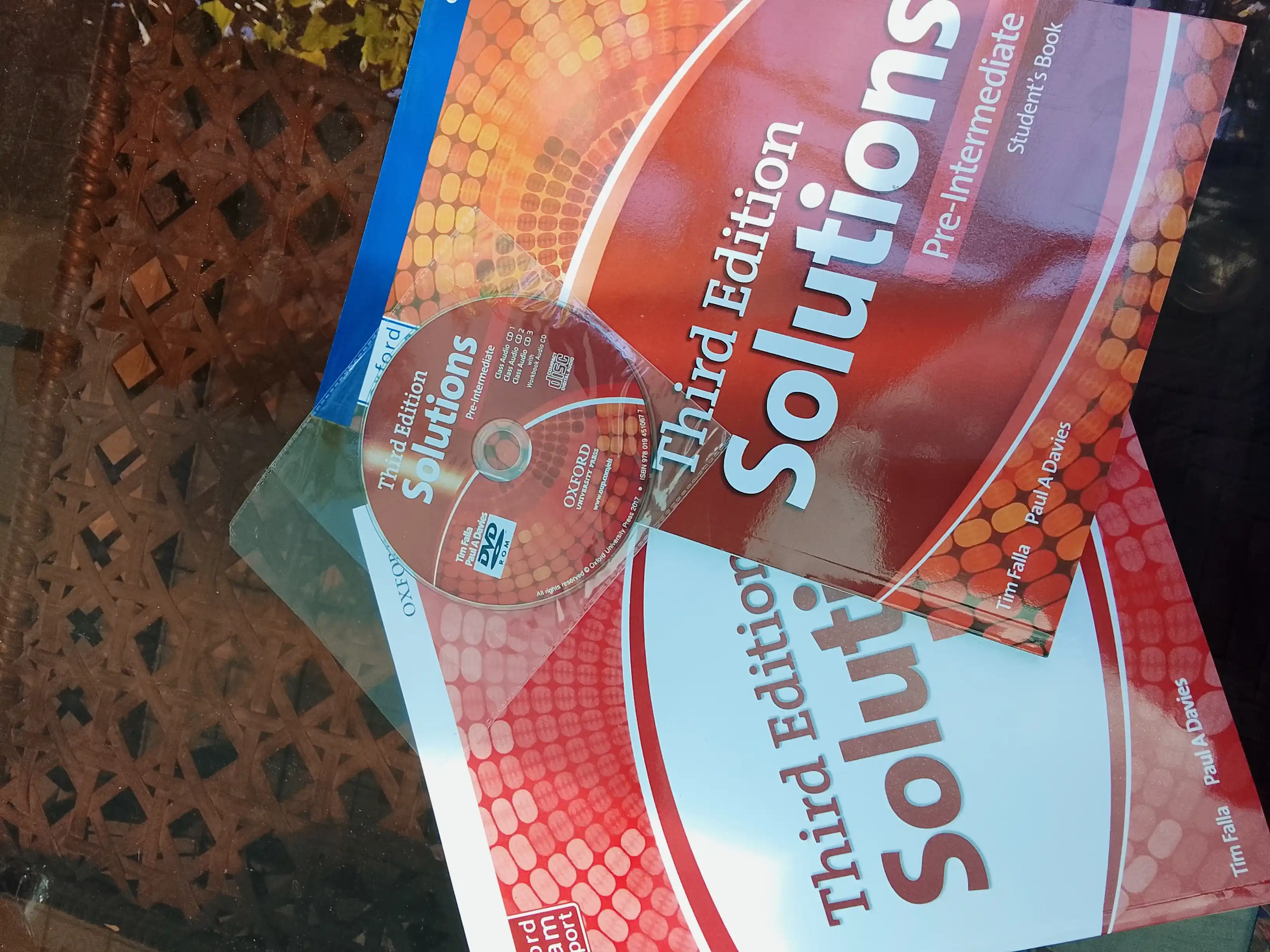 Solutions. Pre-Intermediate. Third Edition. Student's Book+Workbook