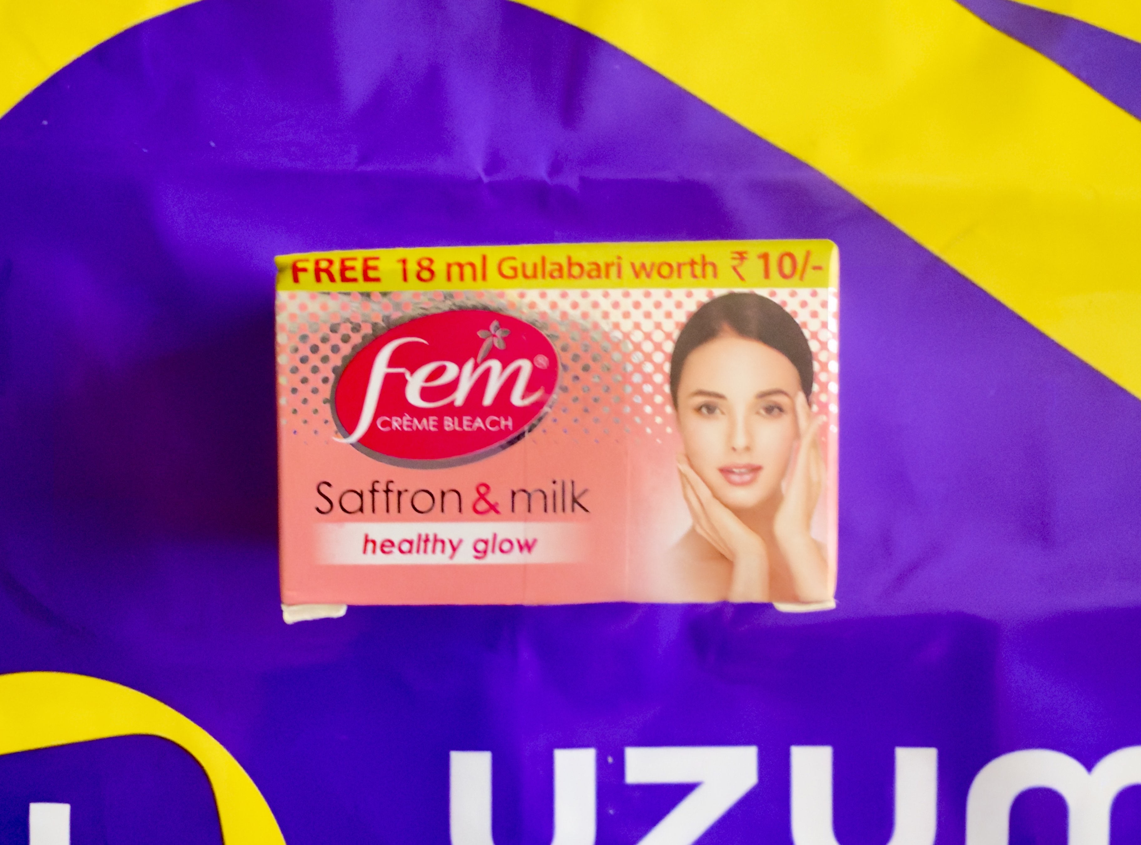 Fem Fairness safron va sut krem, oqartiruvchi, 8 gr