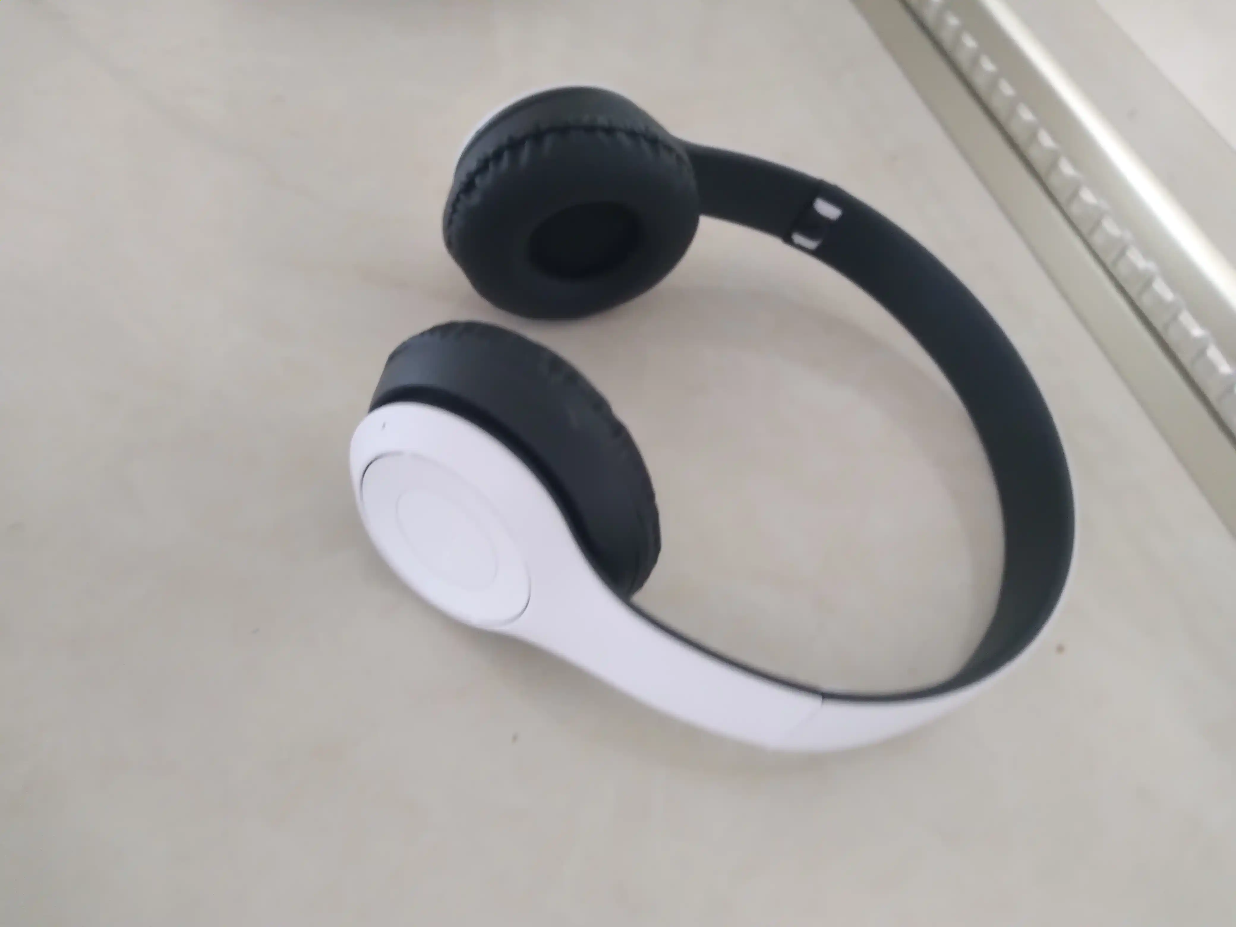 Simsiz quloqchinlar P47, Bluetooth 5.0, yig'iluvchan, mikrofon bilan, shovqinsiz