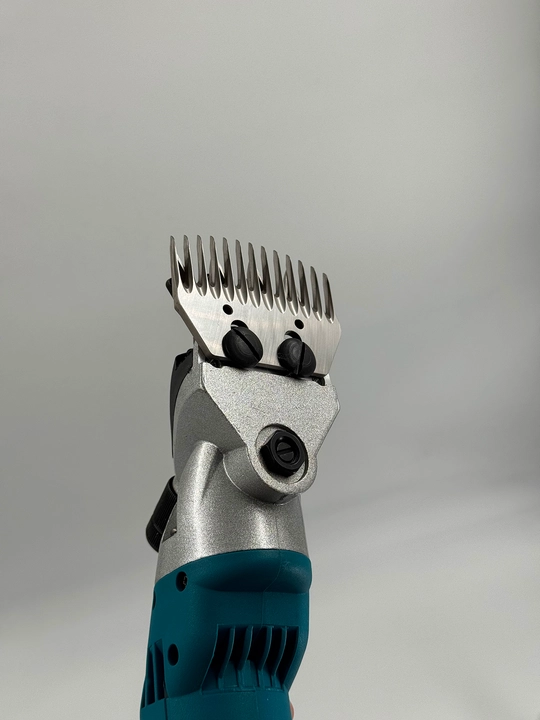 Машинка для стрижки овец Makita, 1450 Вт, с дополнительным запасным ножом