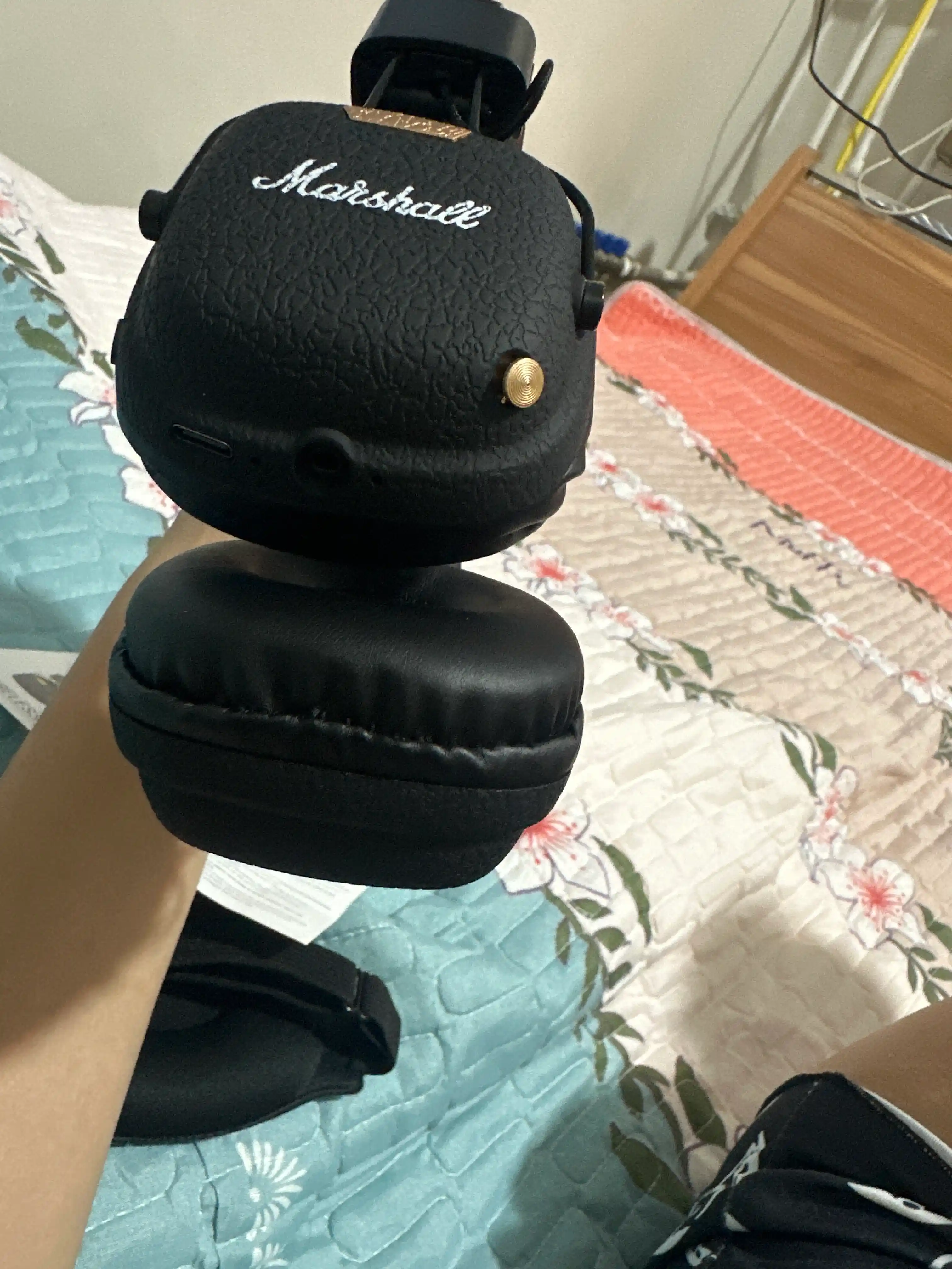 Quloqchinlar, Simsiz quloqchinlar, Marshall - kuchli bass,  Marshall Major 5