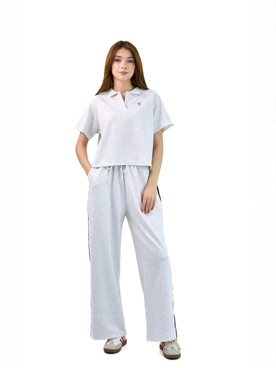 Ayollar uchun sport kostyumi - 