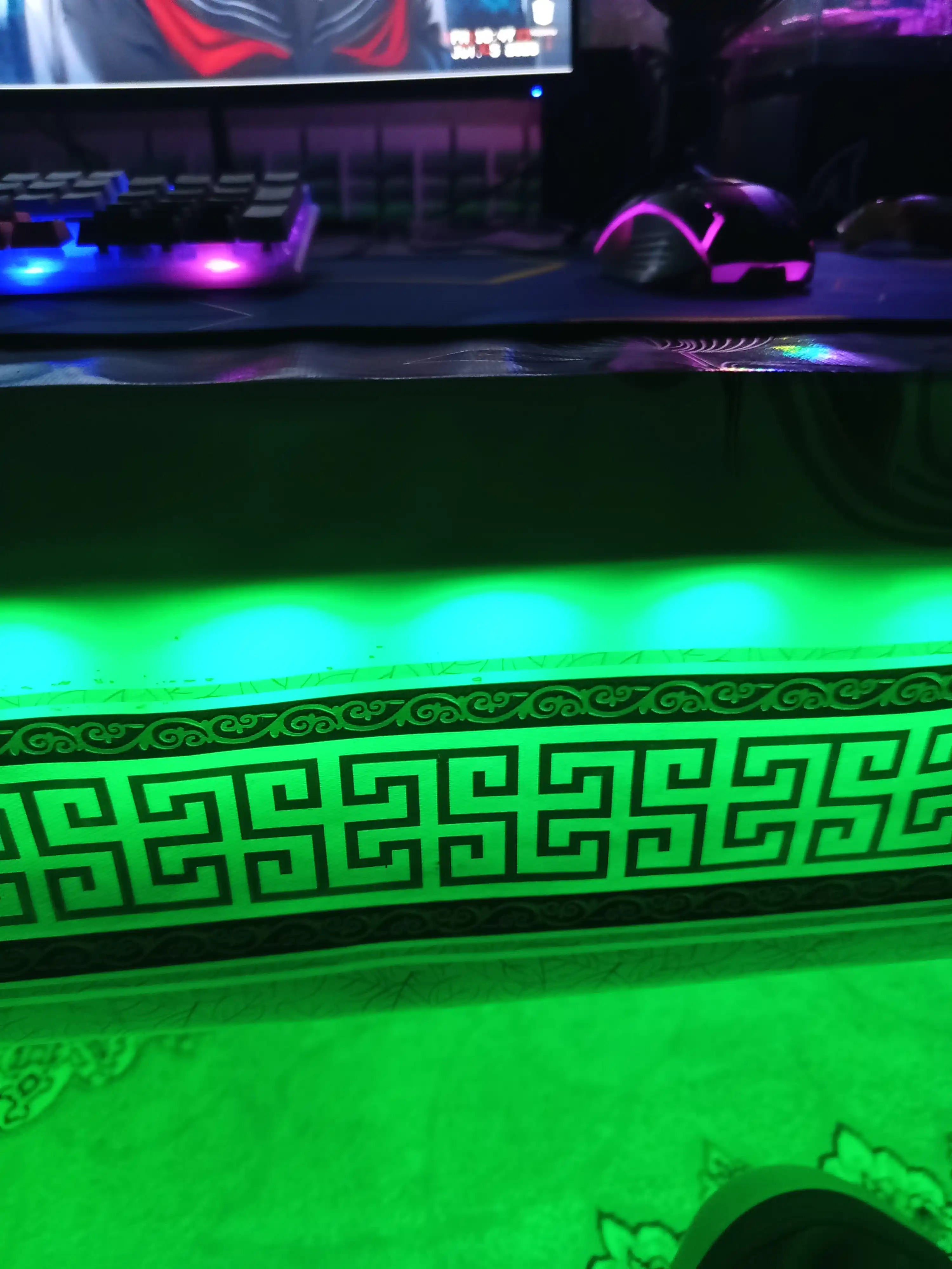 RGB LED лента, с пультом — яркая многоцветная светодиодная подсветка для дома