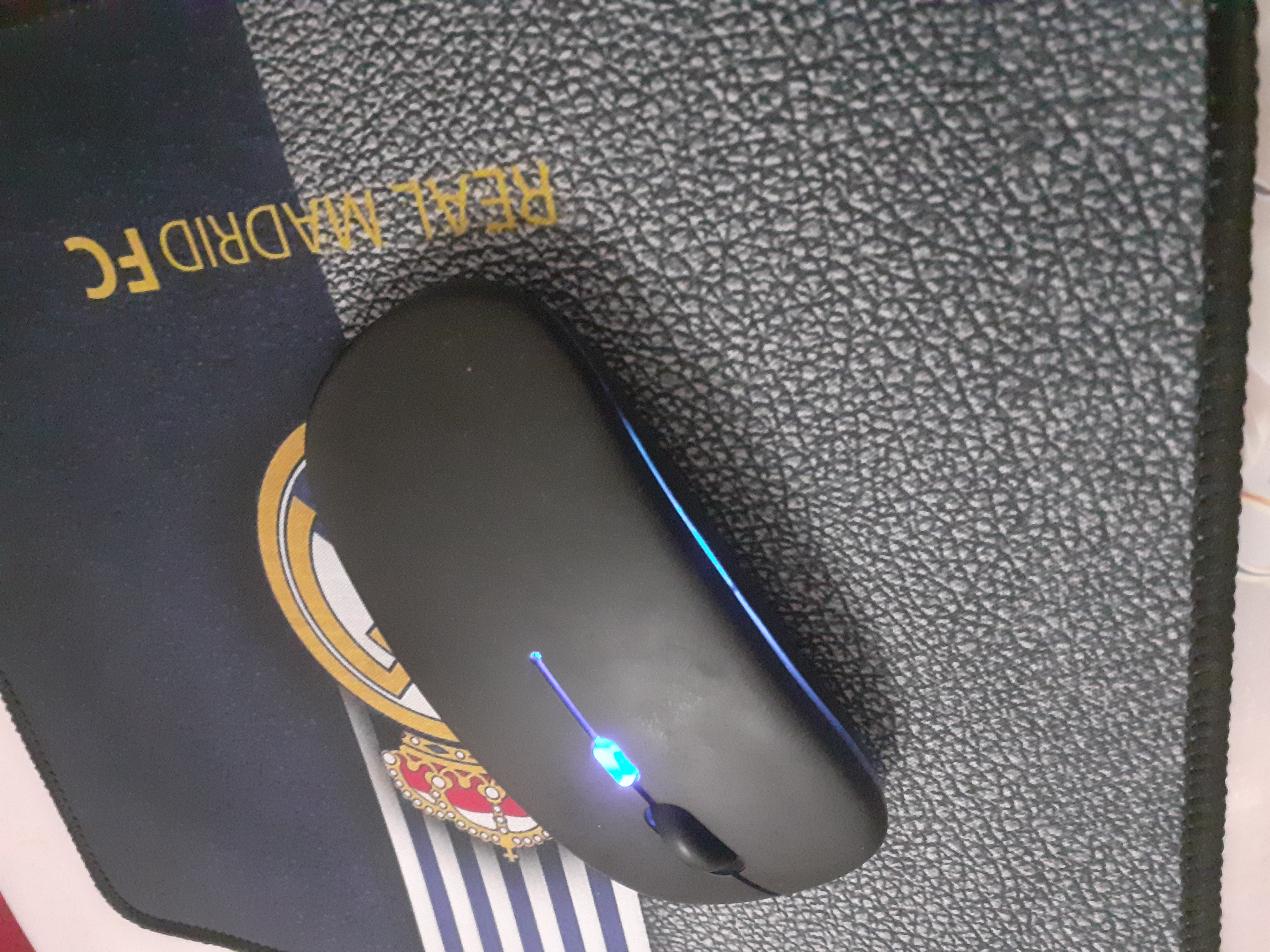 Mouse pad kovrik 21cm x 25cm sirpanmaydigan universal stol uchun aksessuar