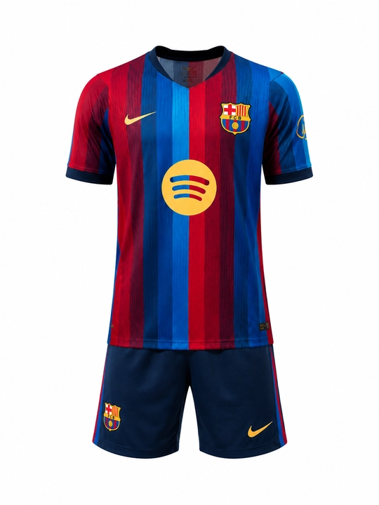 Barcelona 2026/2027 uy futbol formasi, Erkaklar uchun futbolka va shortik komplekti