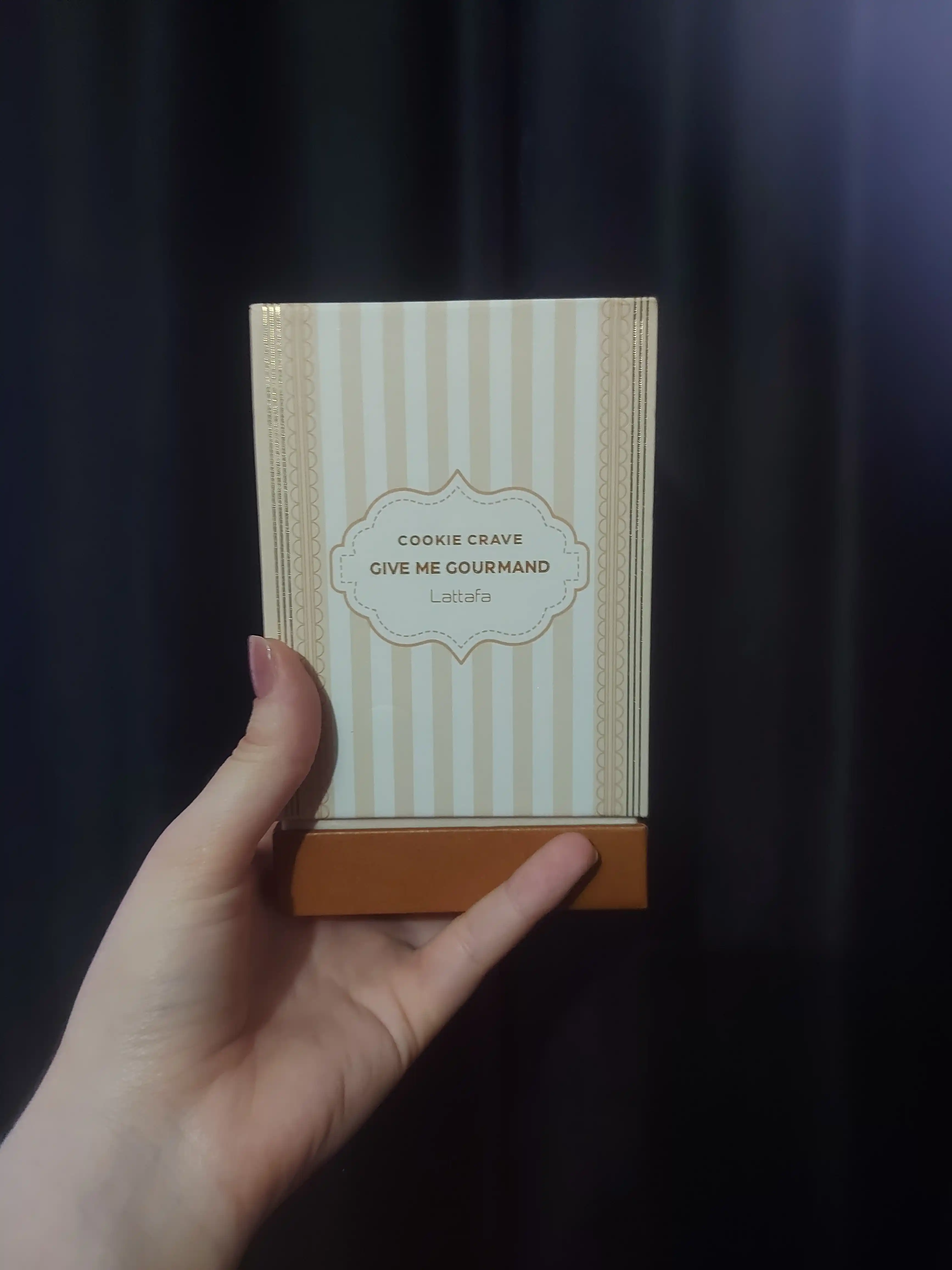 Lattafa perfumes Eau de Parfum Cupcake Design, 100 ml, женский, парфюмерная вода