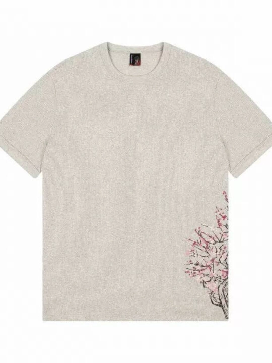 Bezakli kashta tikilgan katta o‘lchamli White Sakura futbolkasi, unisex