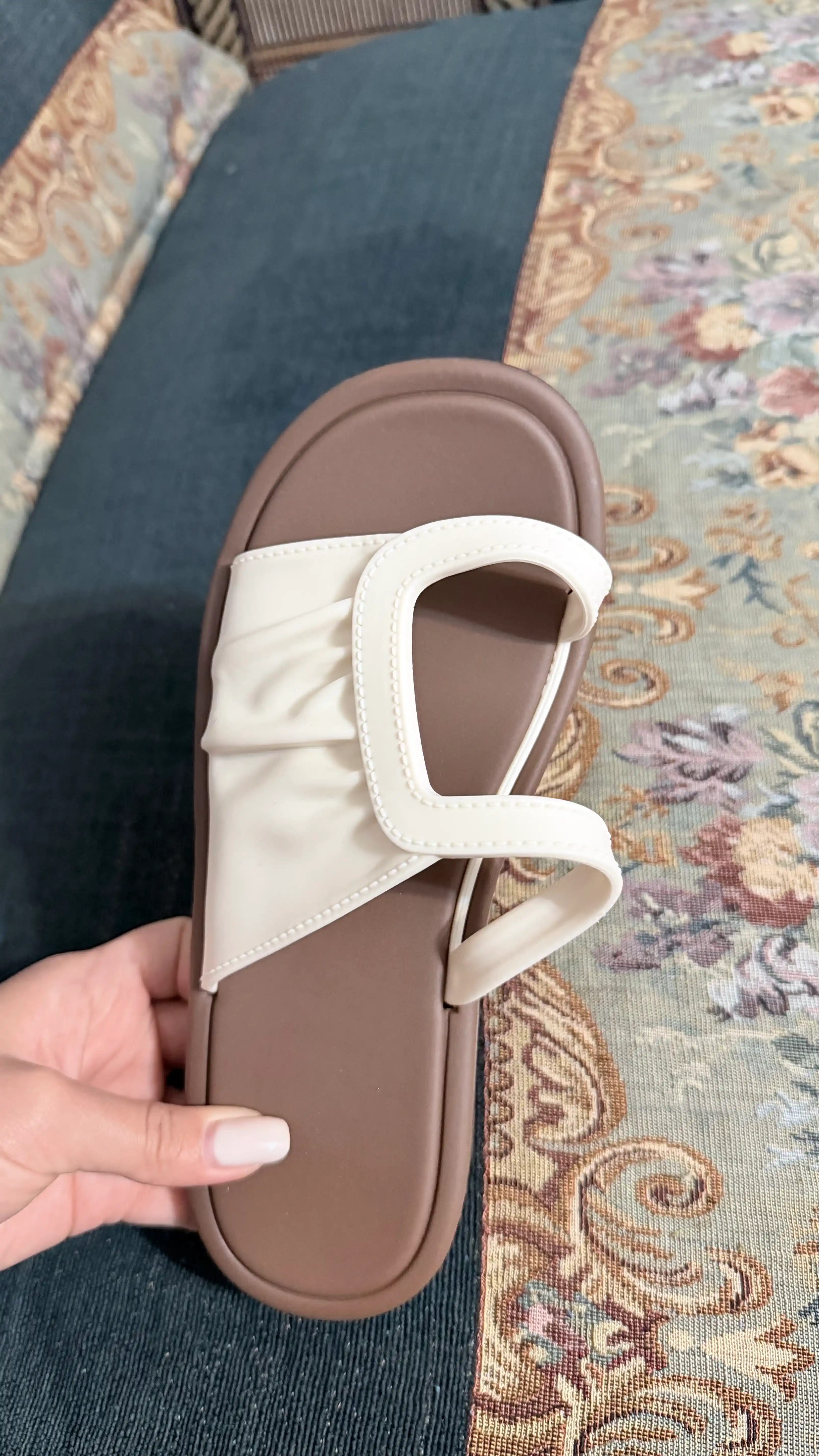 Ayollar shippagi yozgi yumshoq, qulay tapochka, unversal 36-41, chiroyli dezayn