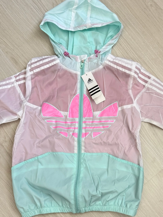Adidas logotipi tushirilgan zamonaviy sport kurtkasi qizlar uchun kurtkasi
