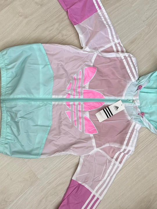 Adidas logotipi tushirilgan zamonaviy sport kurtkasi qizlar uchun kurtkasi