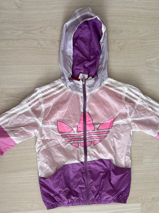 Adidas logotipi tushirilgan zamonaviy sport kurtkasi qizlar uchun kurtkasi