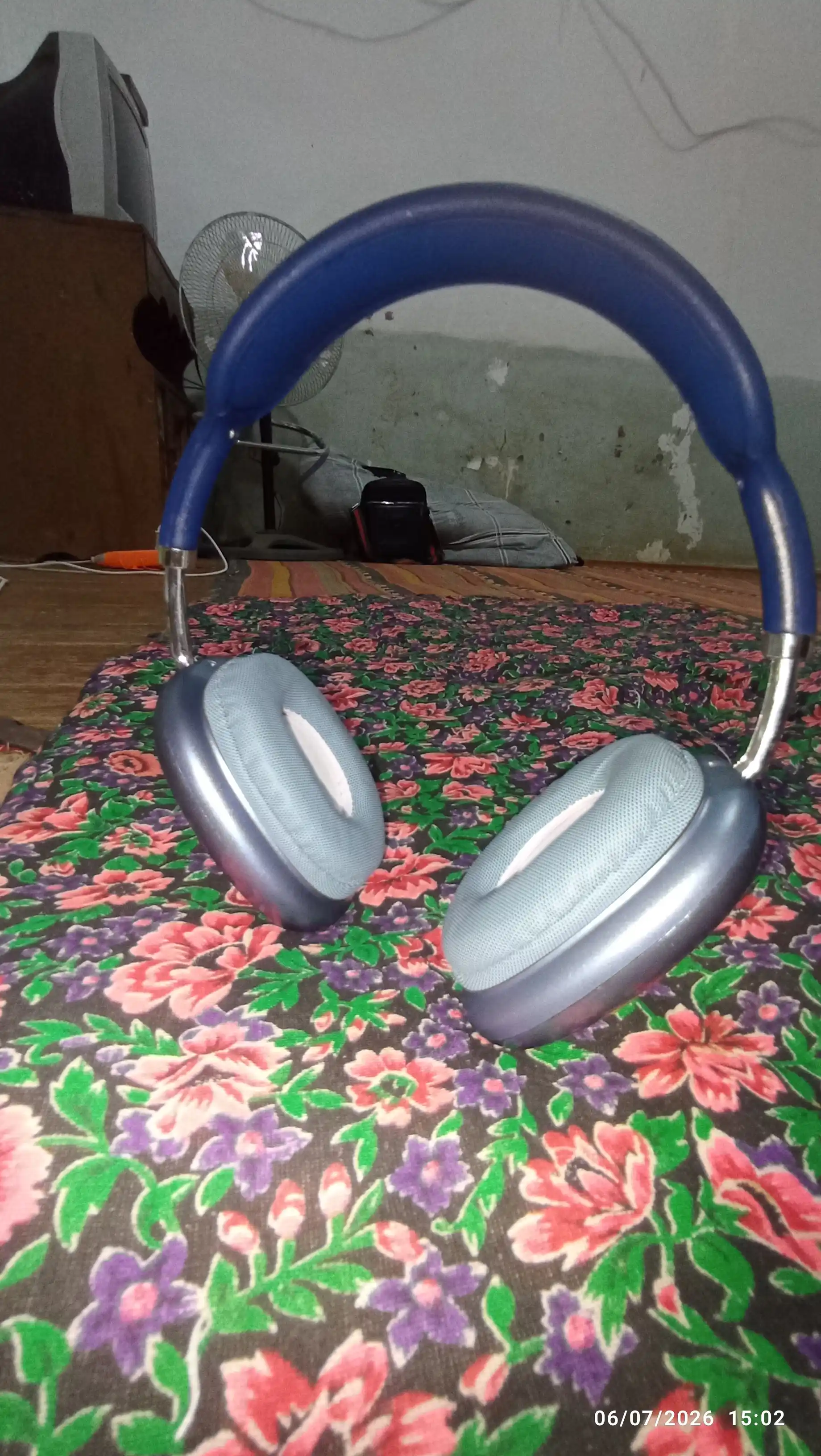 Simsiz Bluetooth P9 quloqchinlari mikrofon bilan 100 A MAX,quloqchin