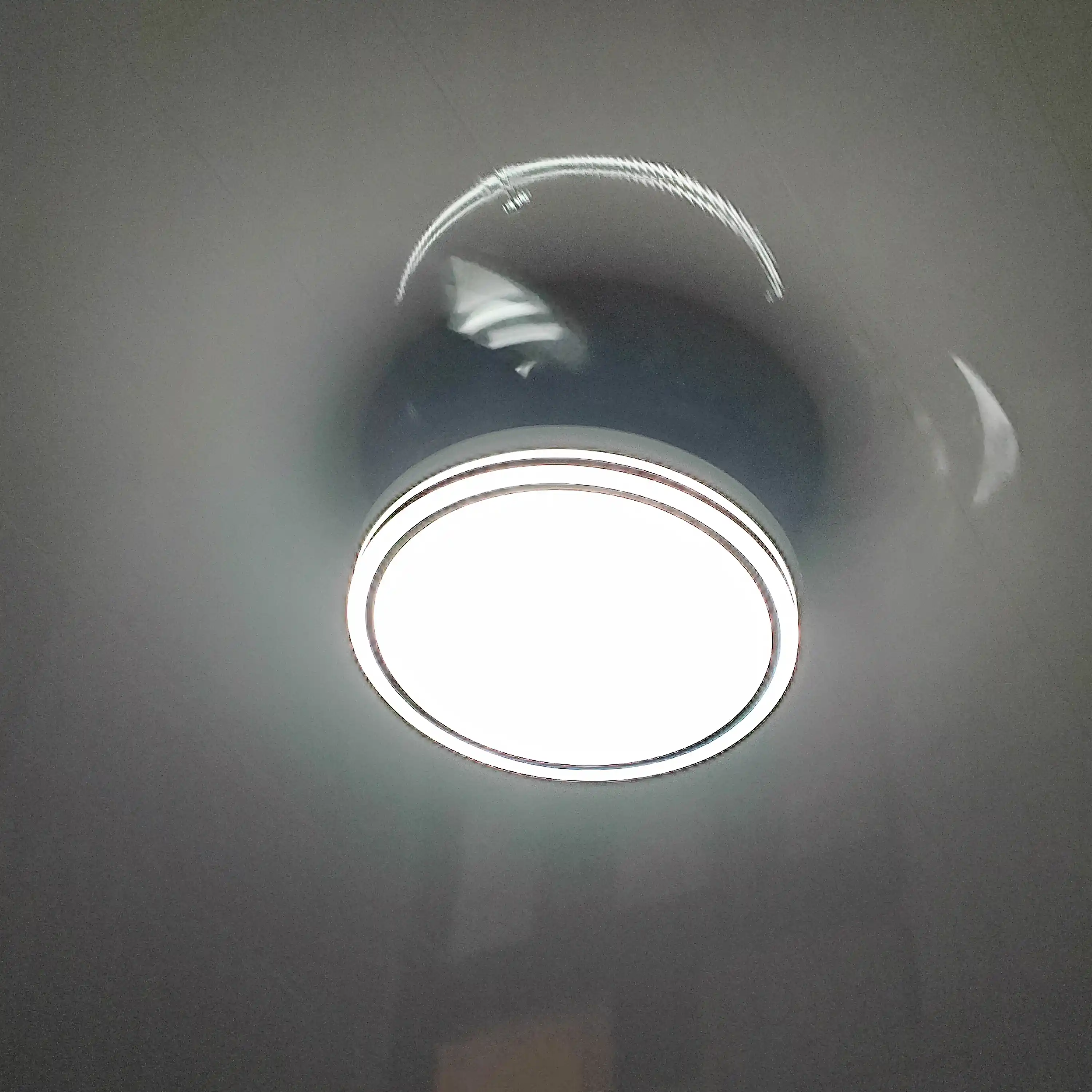 Ventilyatorli LED lyustra va qandil, shiftga osma, 3 xil yorug‘lik, 6 tezlik ventilyator