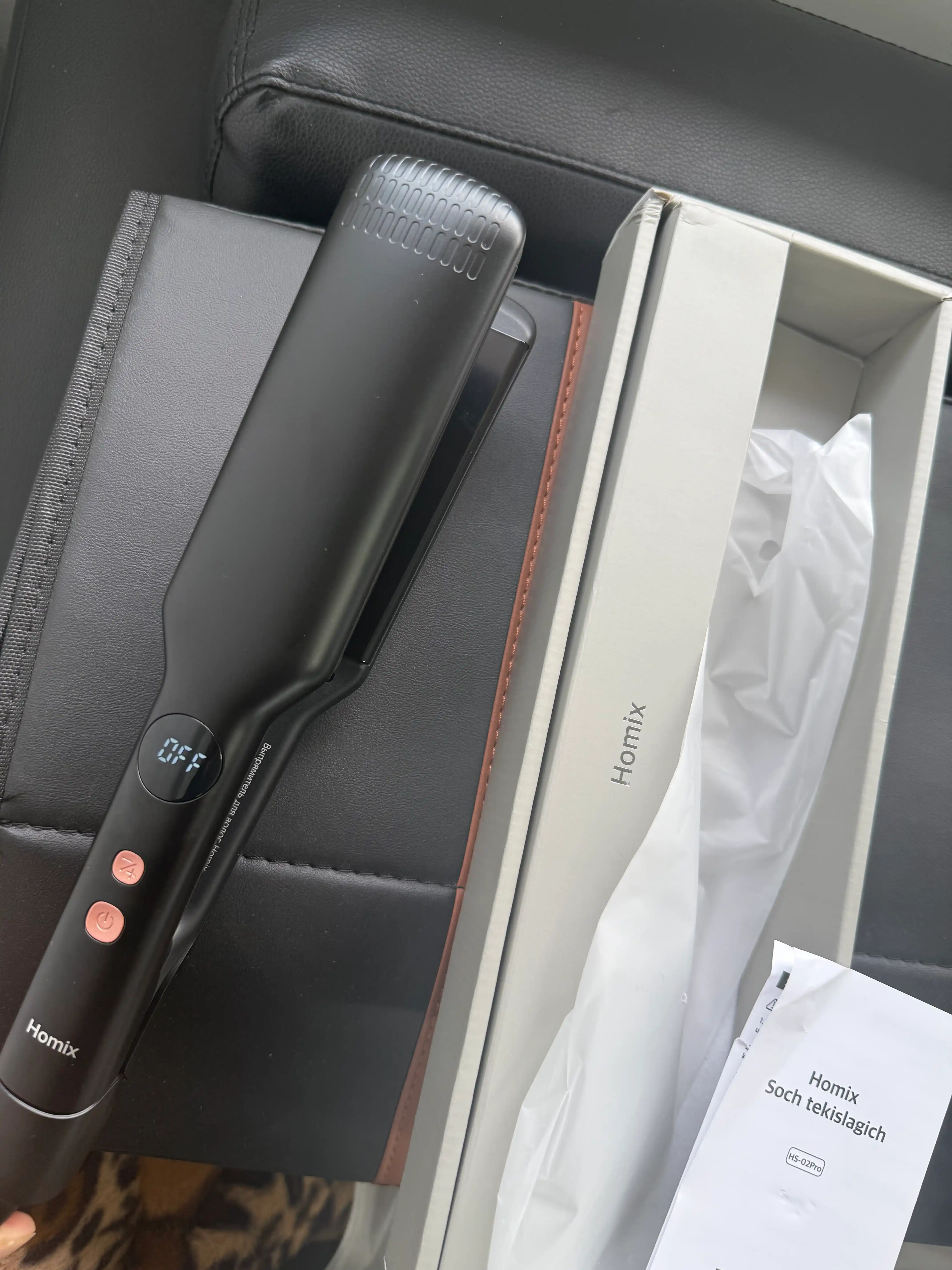 Soch dazmol Homix — soch tekislagich, keng keratin plastina, 230°C, LED, ionizatsiya